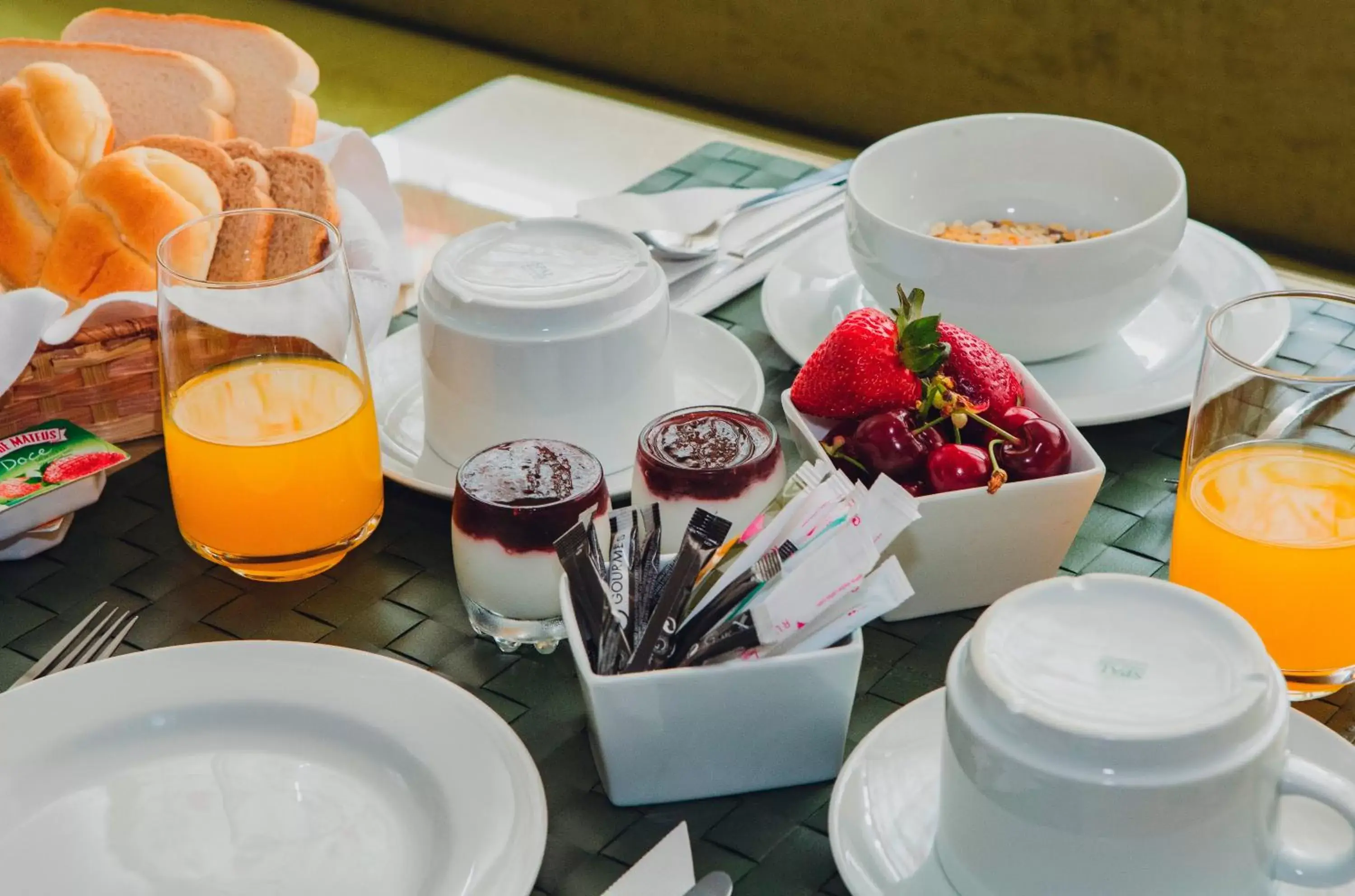Breakfast in Hotel Império do Rei