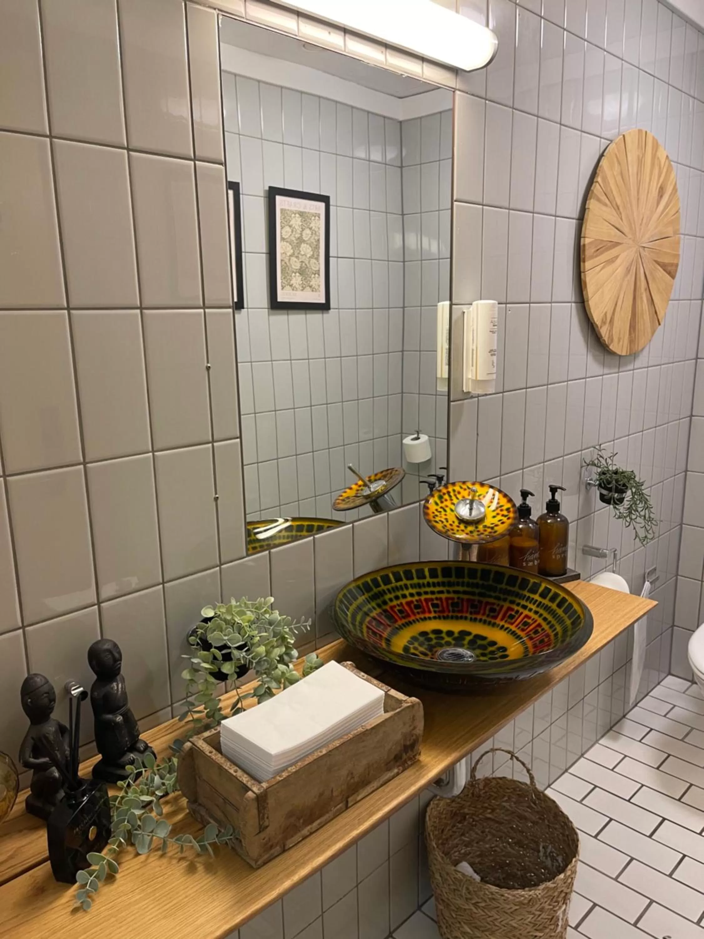 Bathroom in City Hotel Nattergalen