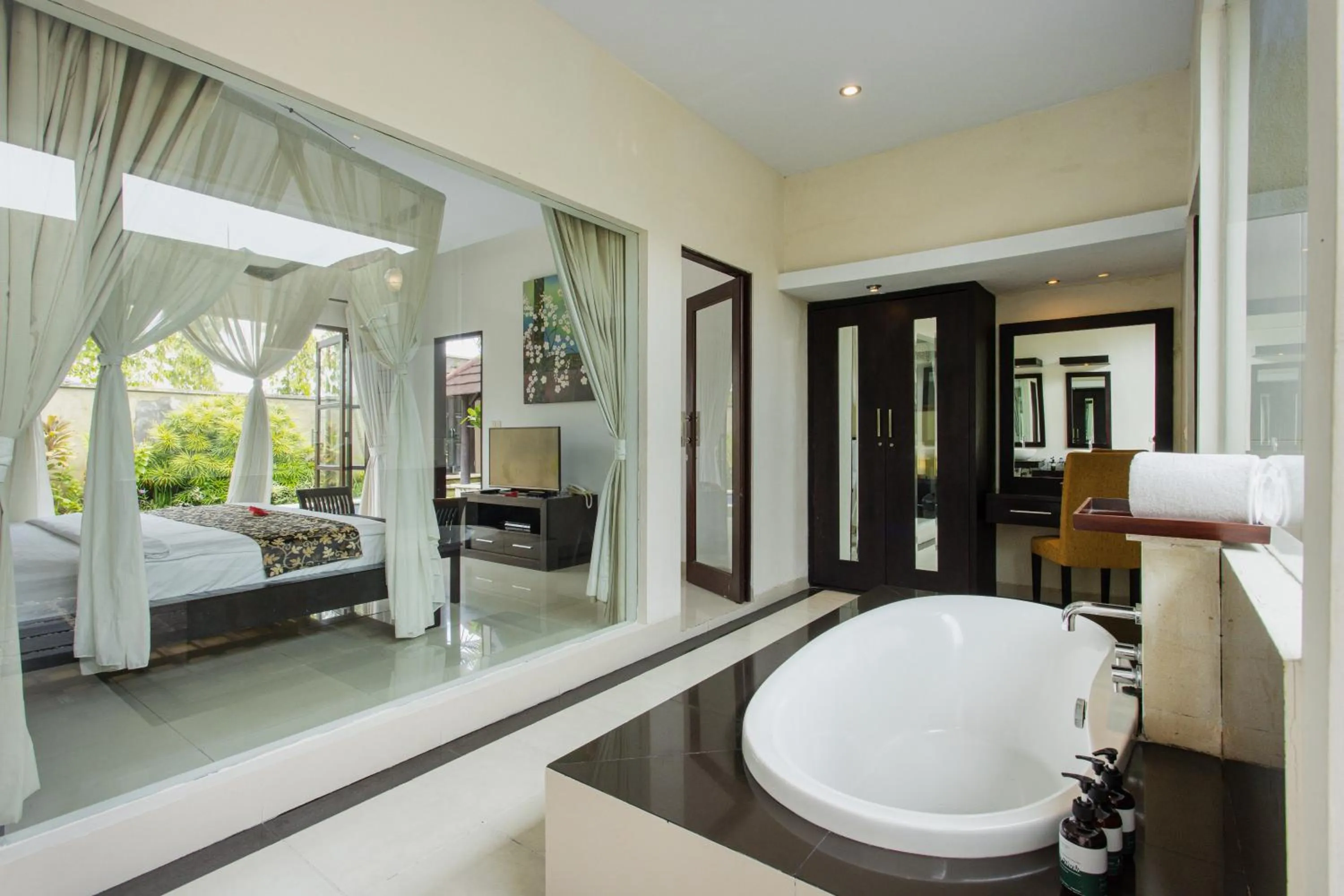 Bathroom, Bed in The Bidadari Villas and Spa Umalas - Seminyak