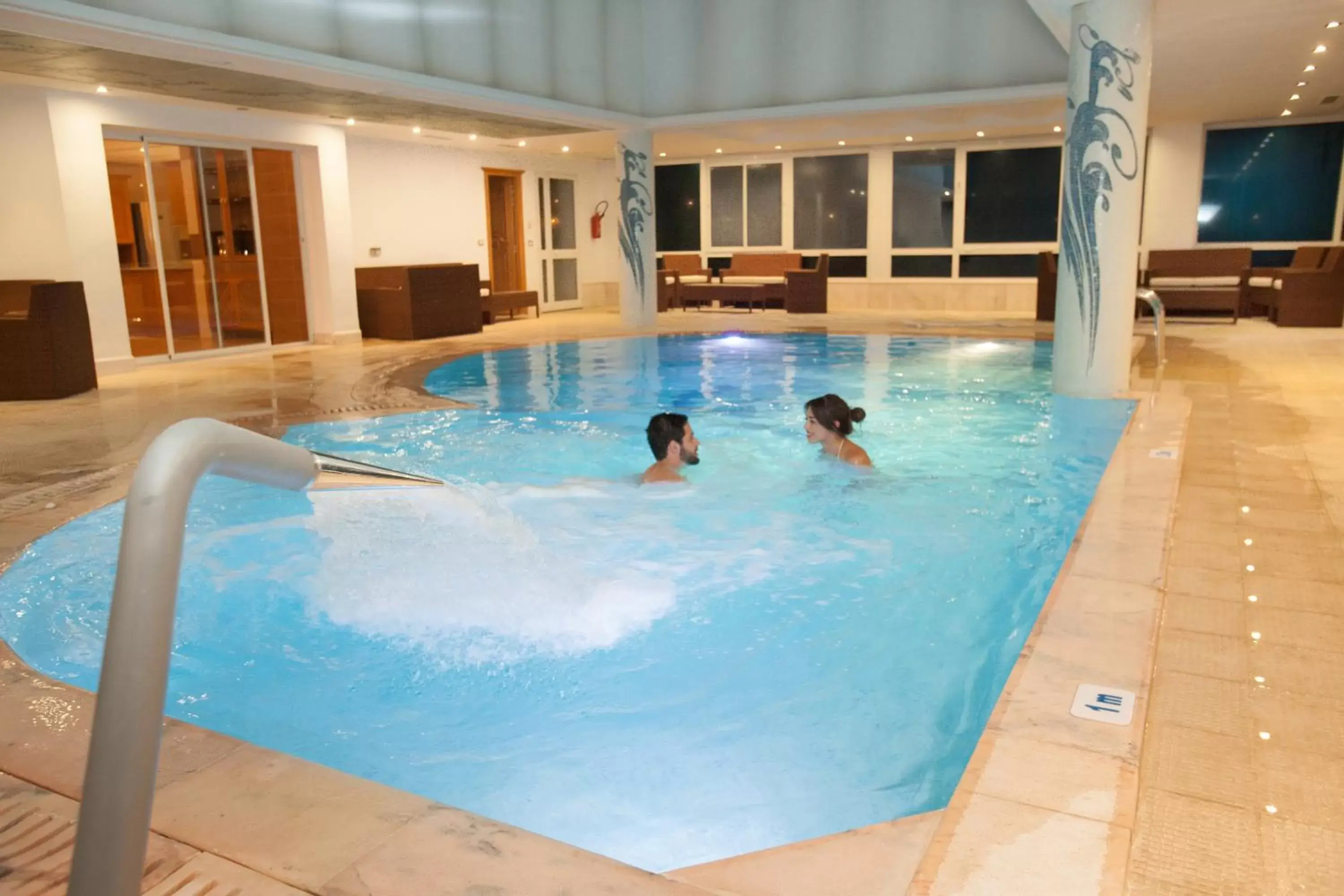 Spa and wellness centre/facilities, Swimming Pool in The Penthouse Suites Hotel