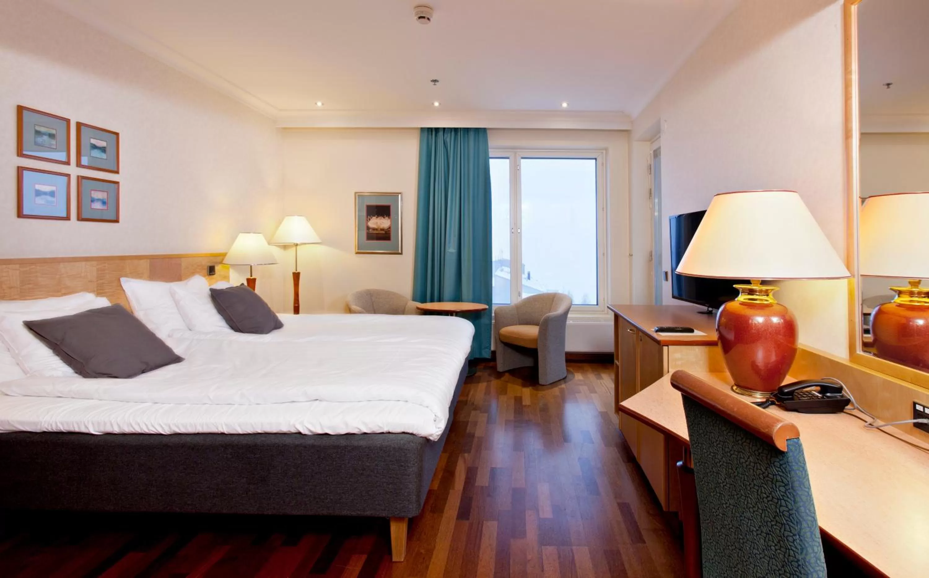 Bedroom, Bed in Holiday Club Tampereen Kehräämö