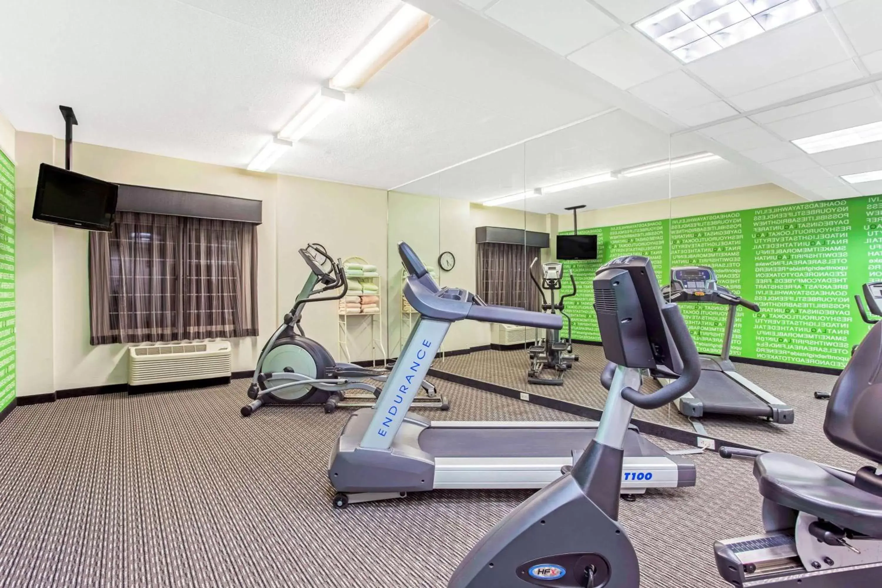 Fitness centre/facilities, Fitness Center/Facilities in La Quinta by Wyndham Birmingham Homewood