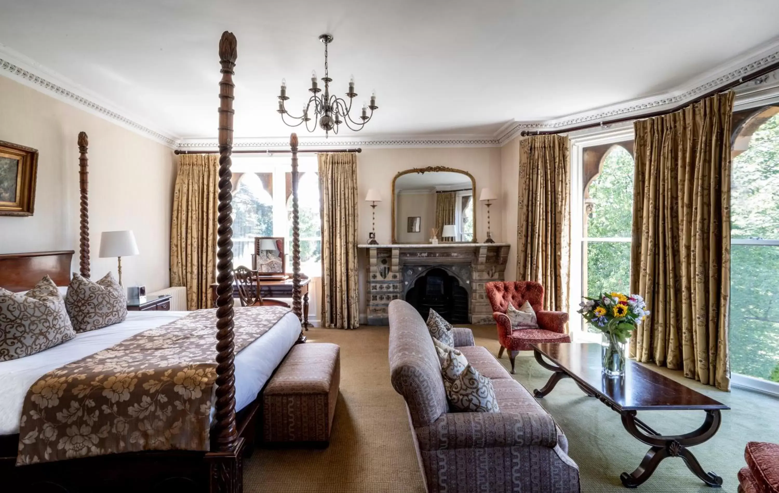 Living room in Ettington Park Hotel, Stratford-upon-Avon