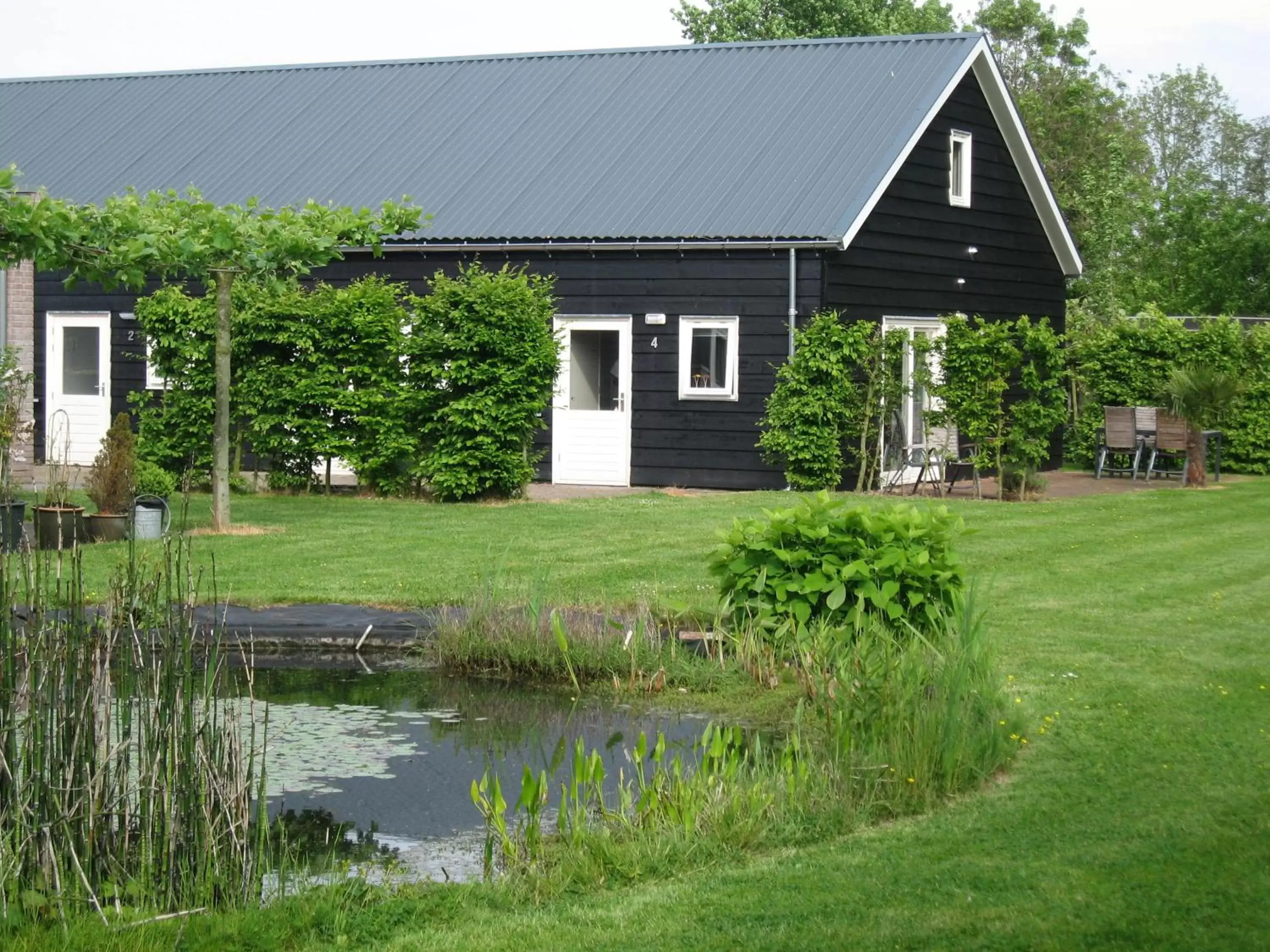 Garden in B&B Oostzomerland