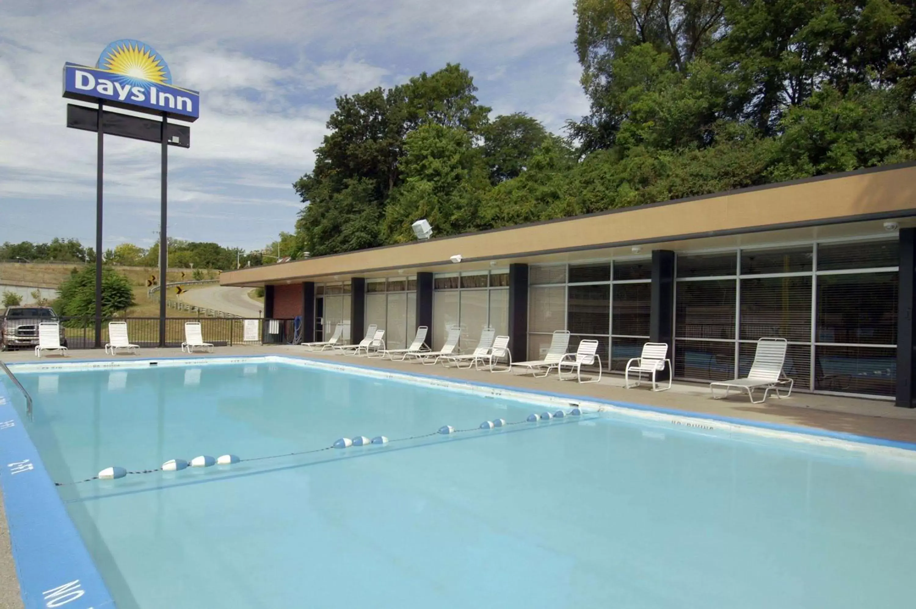 Pool view, Swimming Pool in Days Inn by Wyndham Dubuque