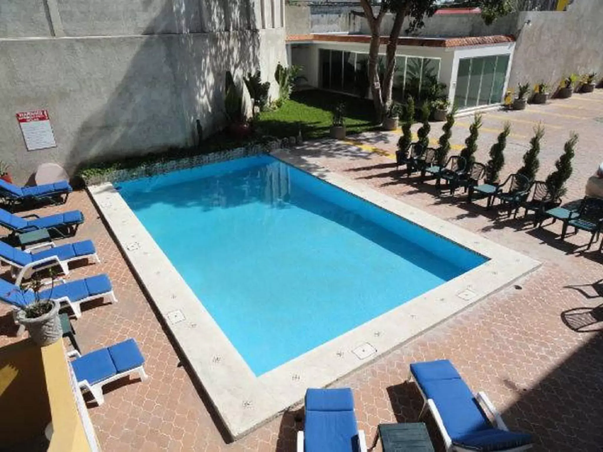 Bird's eye view, Swimming Pool in Hotel Las Dalias Inn