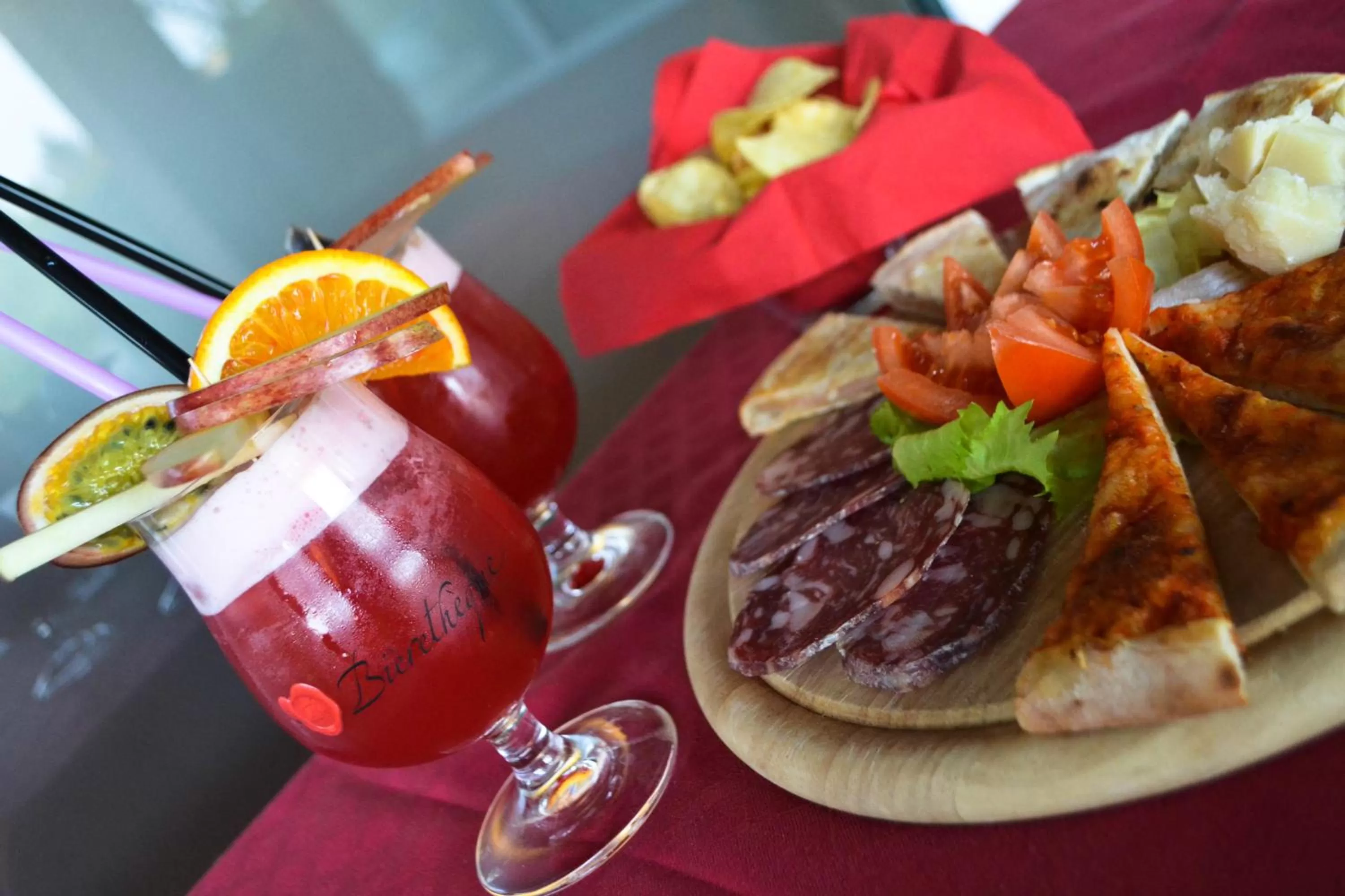 Food and drinks in Hotel Don Carlo