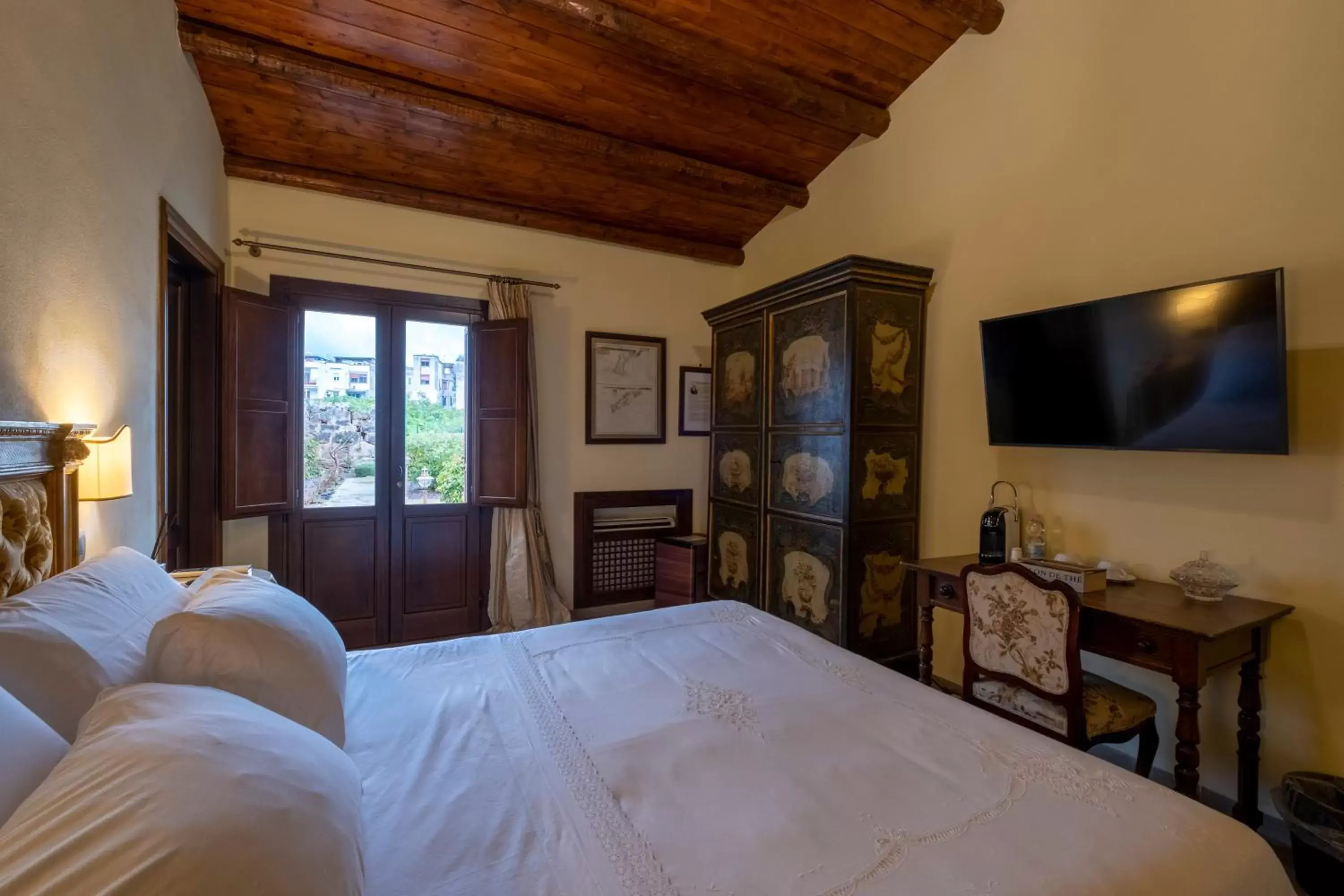 Bed in Villa del Gattopardo