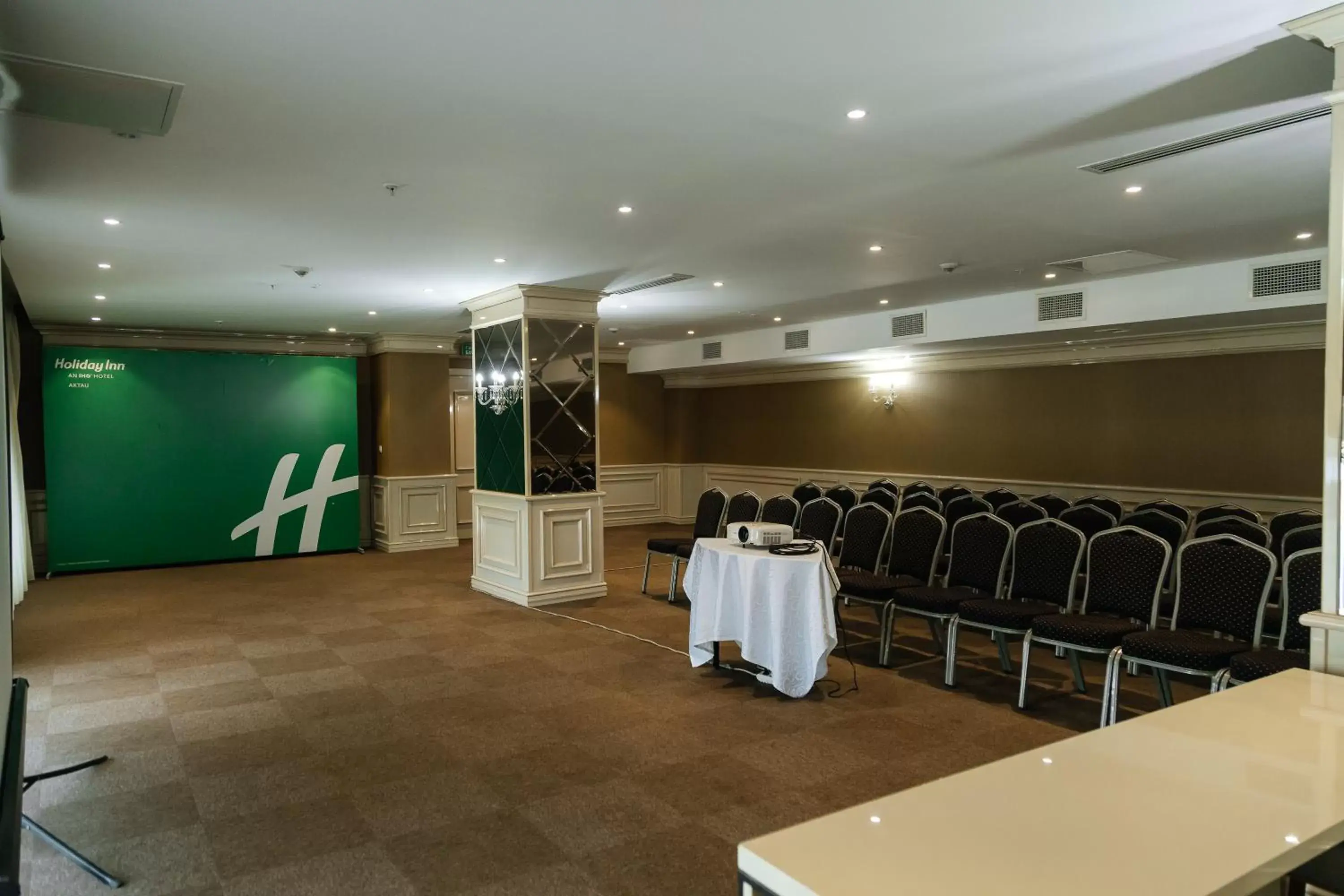 Meeting/conference room, Banquet Facilities in Holiday Inn Aktau, an IHG Hotel