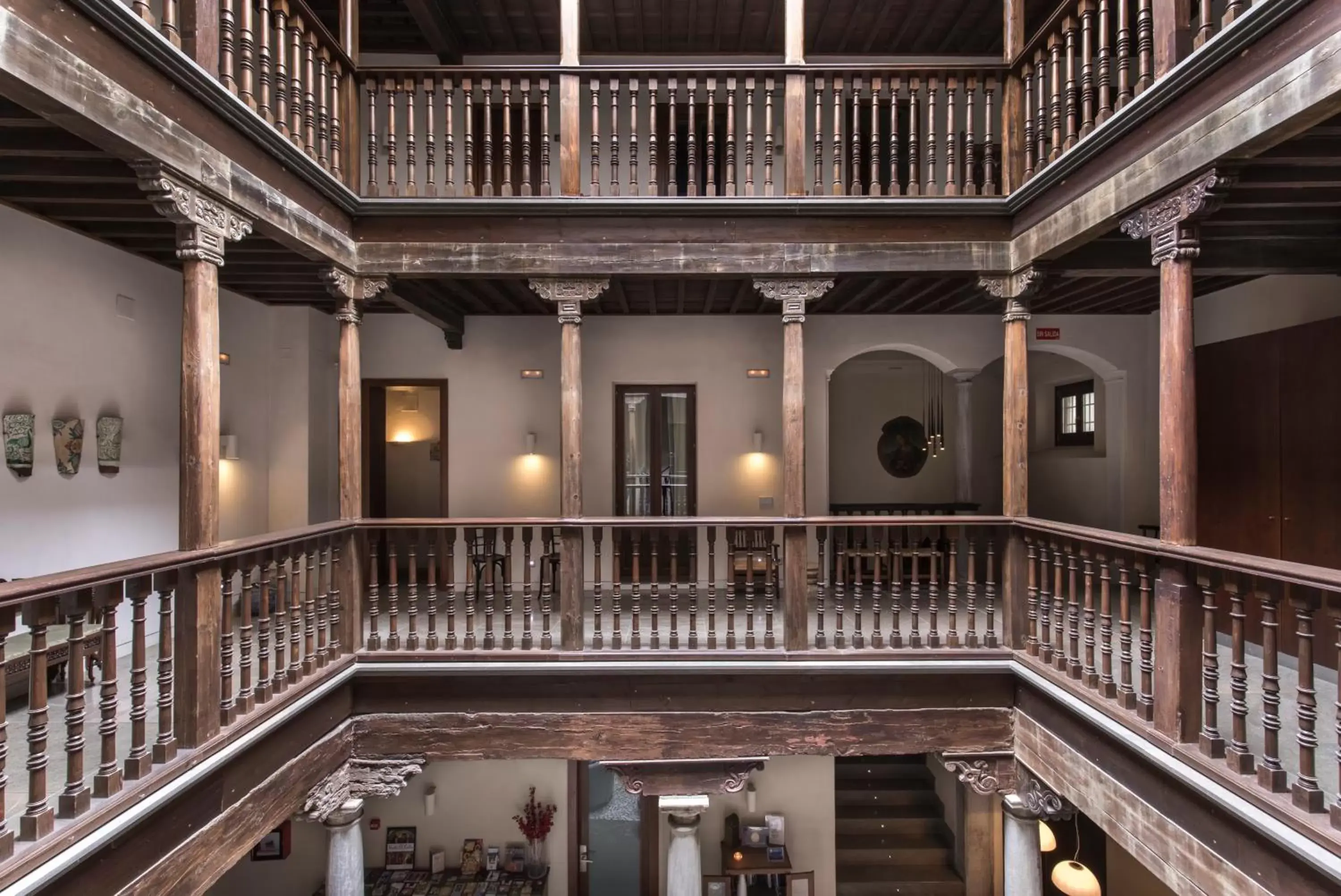 Inner courtyard view in Shine Albayzín