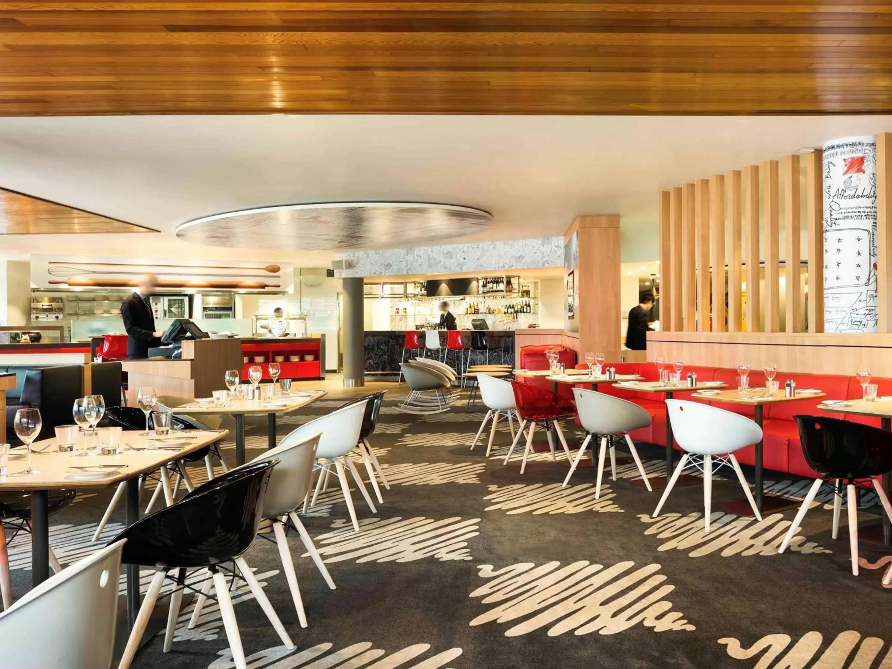 Property building, Restaurant/Places to Eat in Ibis Sydney Airport Hotel