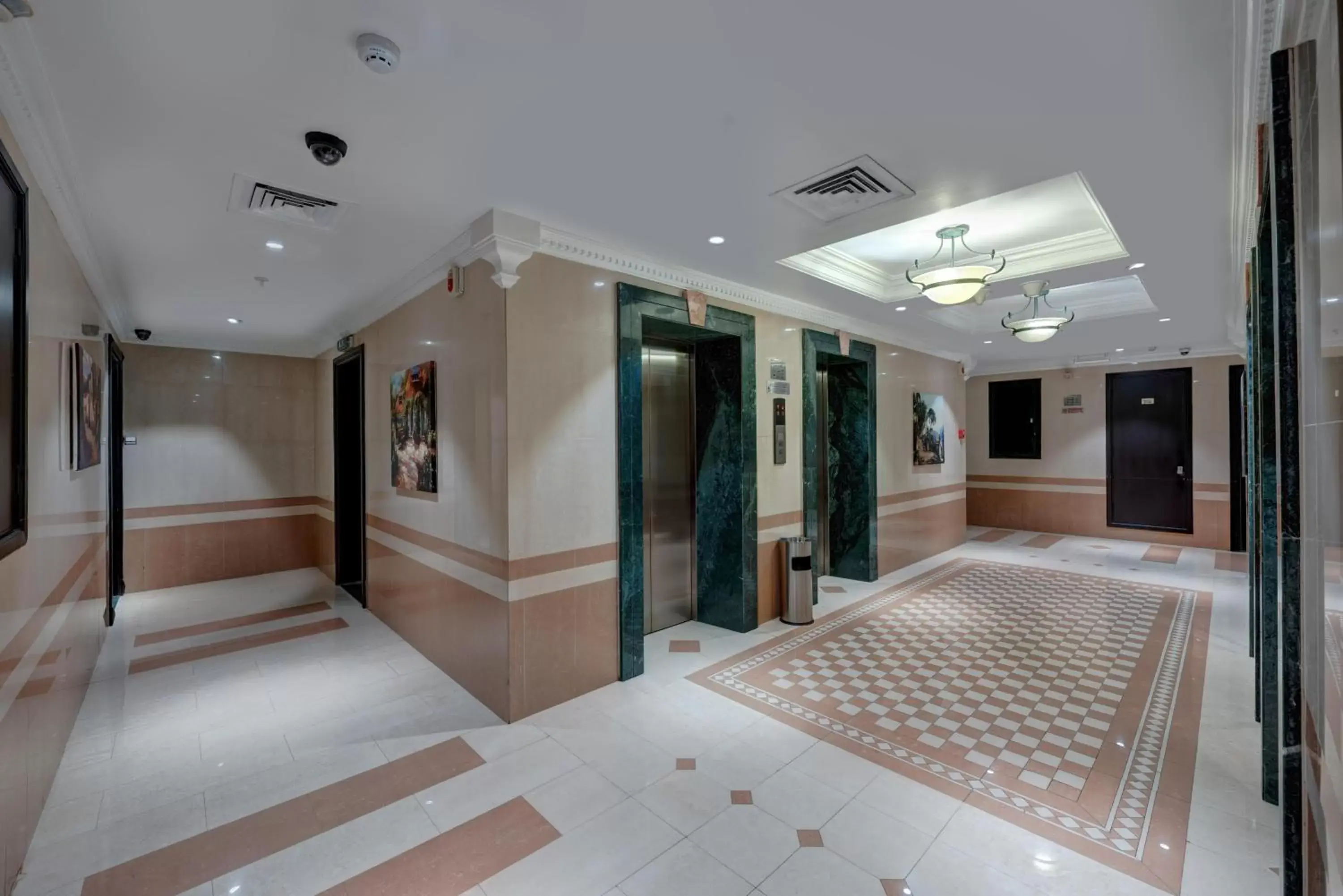 Area and facilities, Lobby/Reception in Emirates Grand Hotel