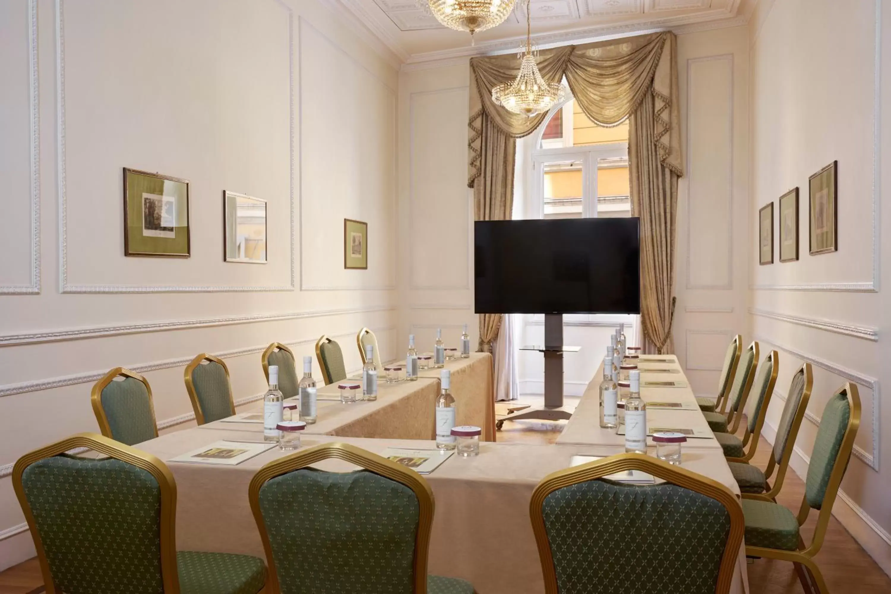Meeting/conference room in Hotel Quirinale