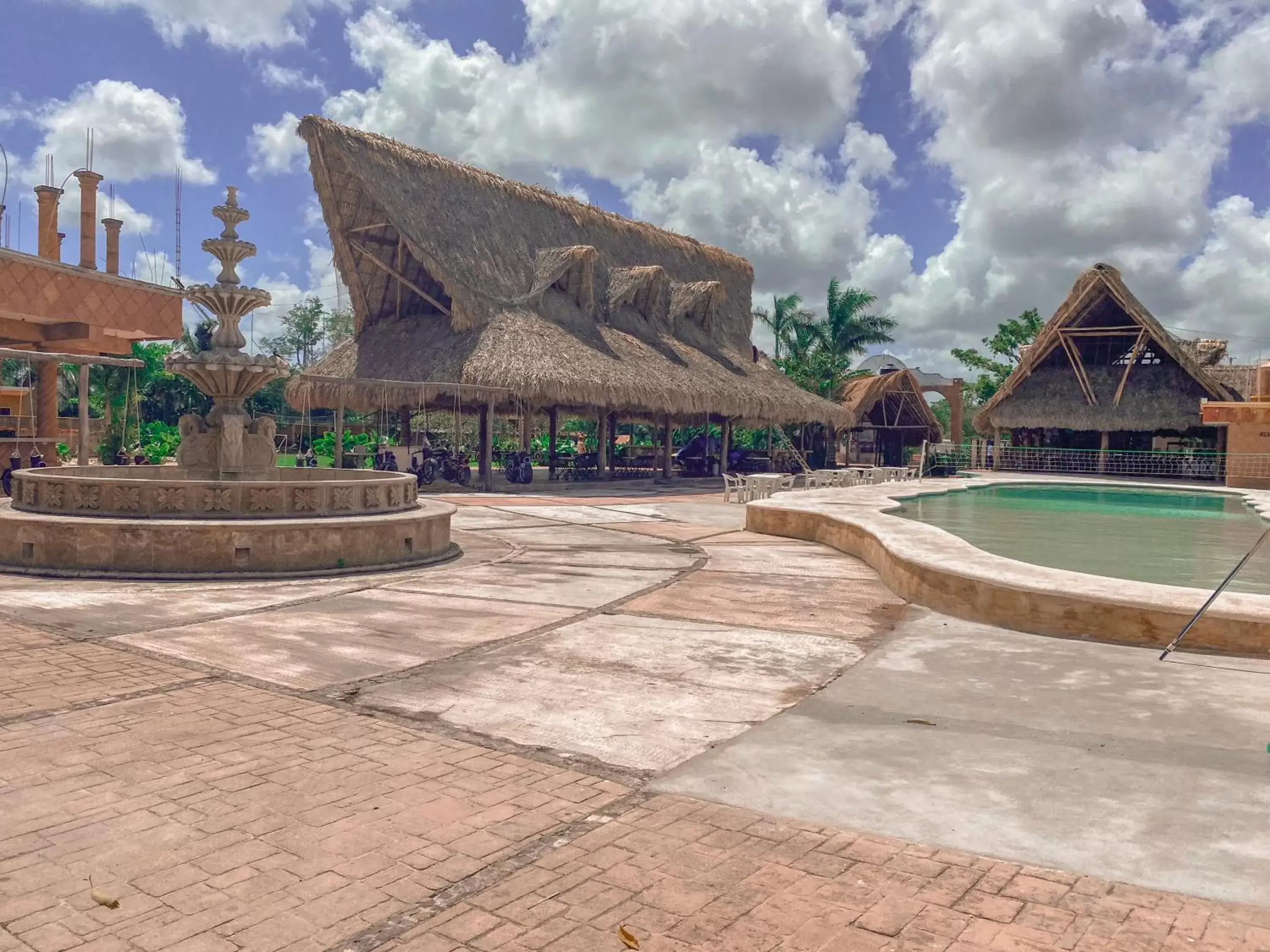 Swimming Pool in Hotel Hacienda Ixtlan