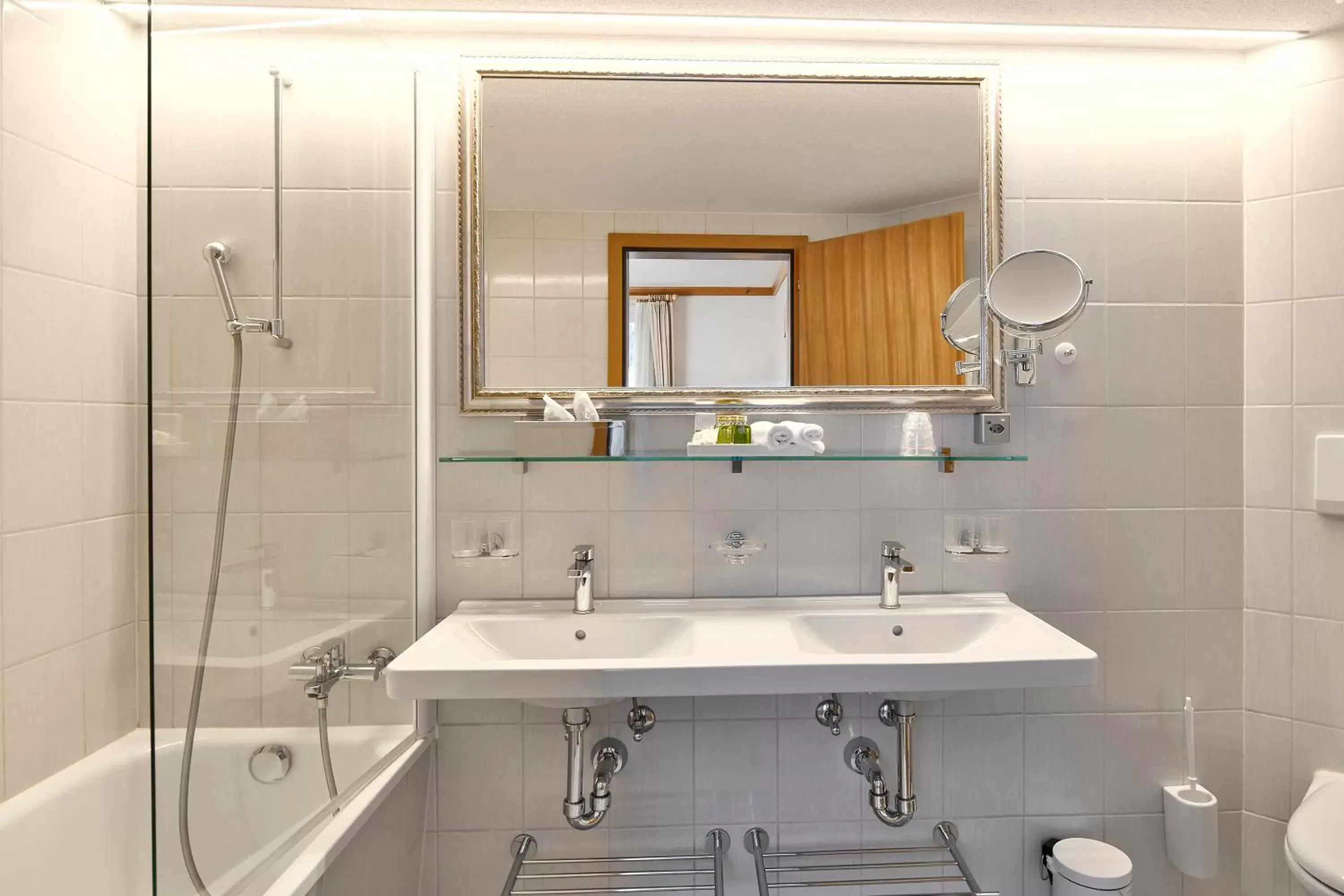 Bathroom in Hotel Bristol Relais du Silence Superior