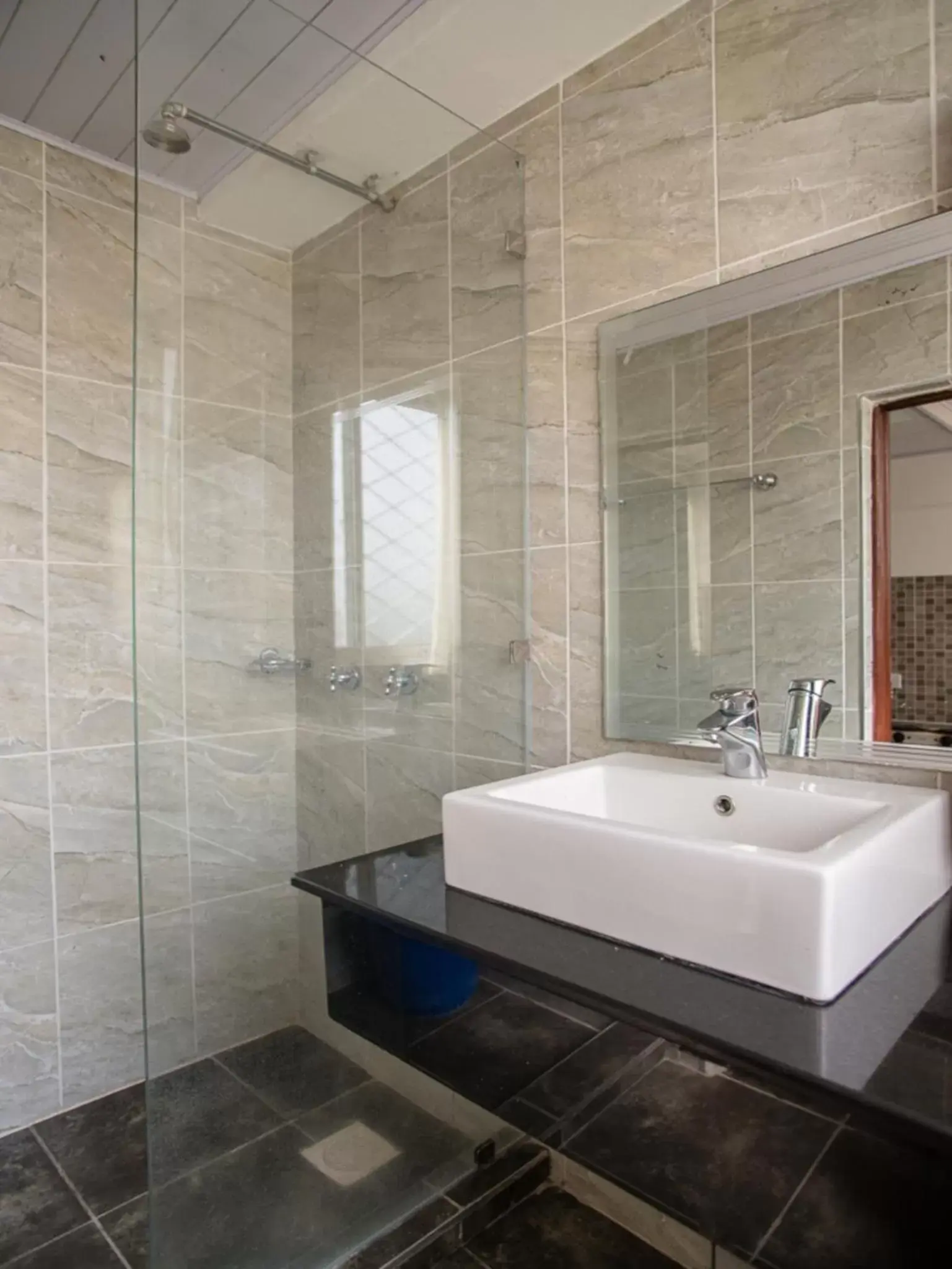 Spa and wellness centre/facilities, Bathroom in Cloud Hotel & Suites