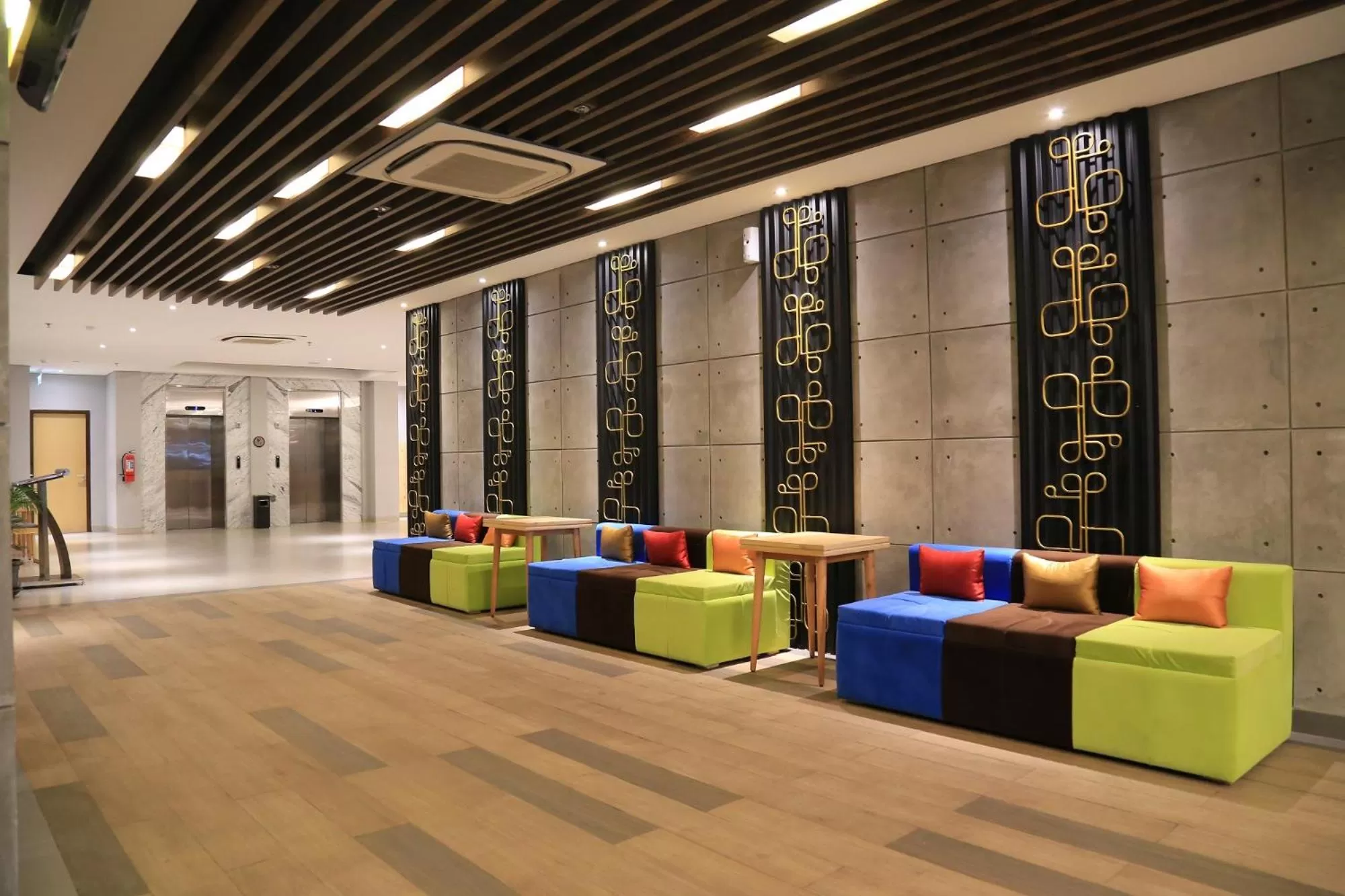 Lobby or reception in Ayaartta Hotel Malioboro