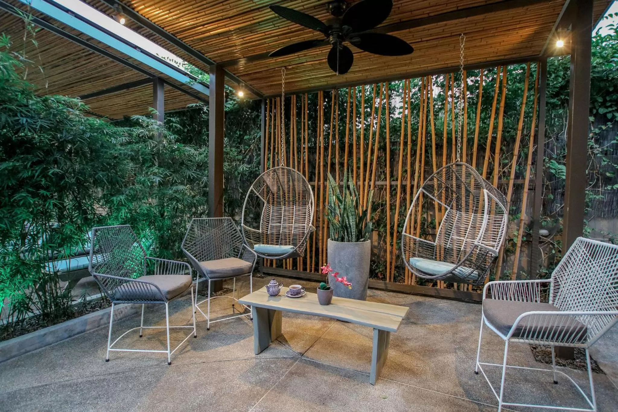 Property building in Tamarindo Bay Boutique Hotel, Apartments & Suites