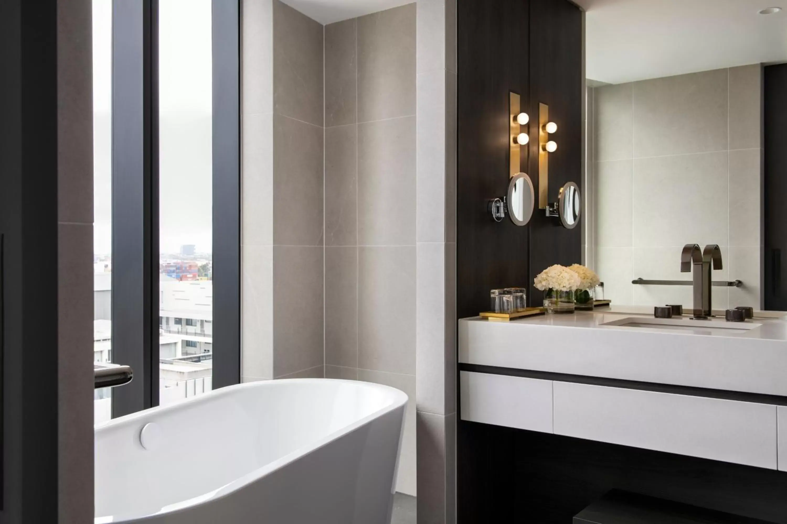 Bathroom in Melbourne Marriott Hotel Docklands