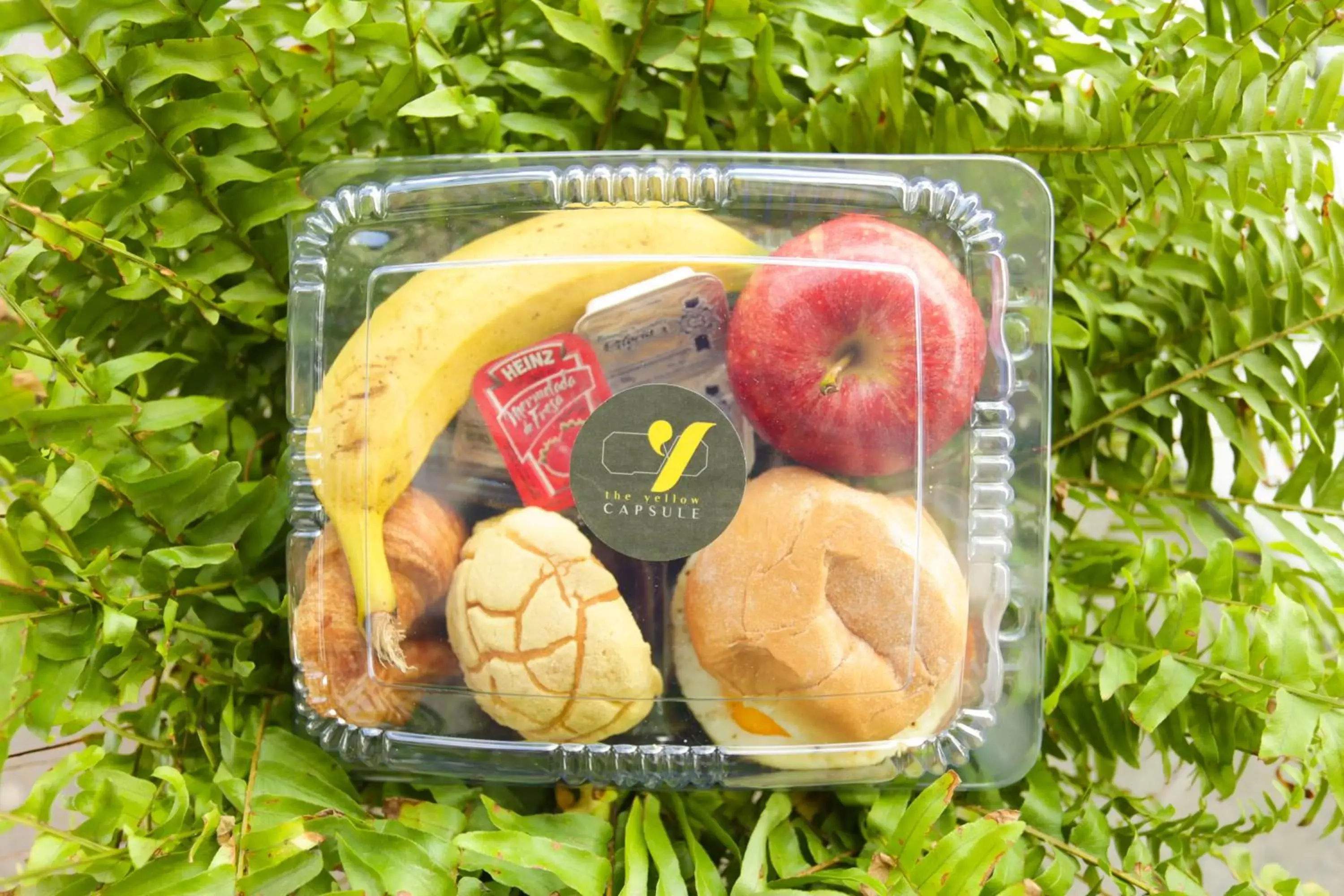 Food in The Yellow Capsule Experience