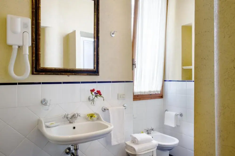 Bathroom in Residenza Castiglioni