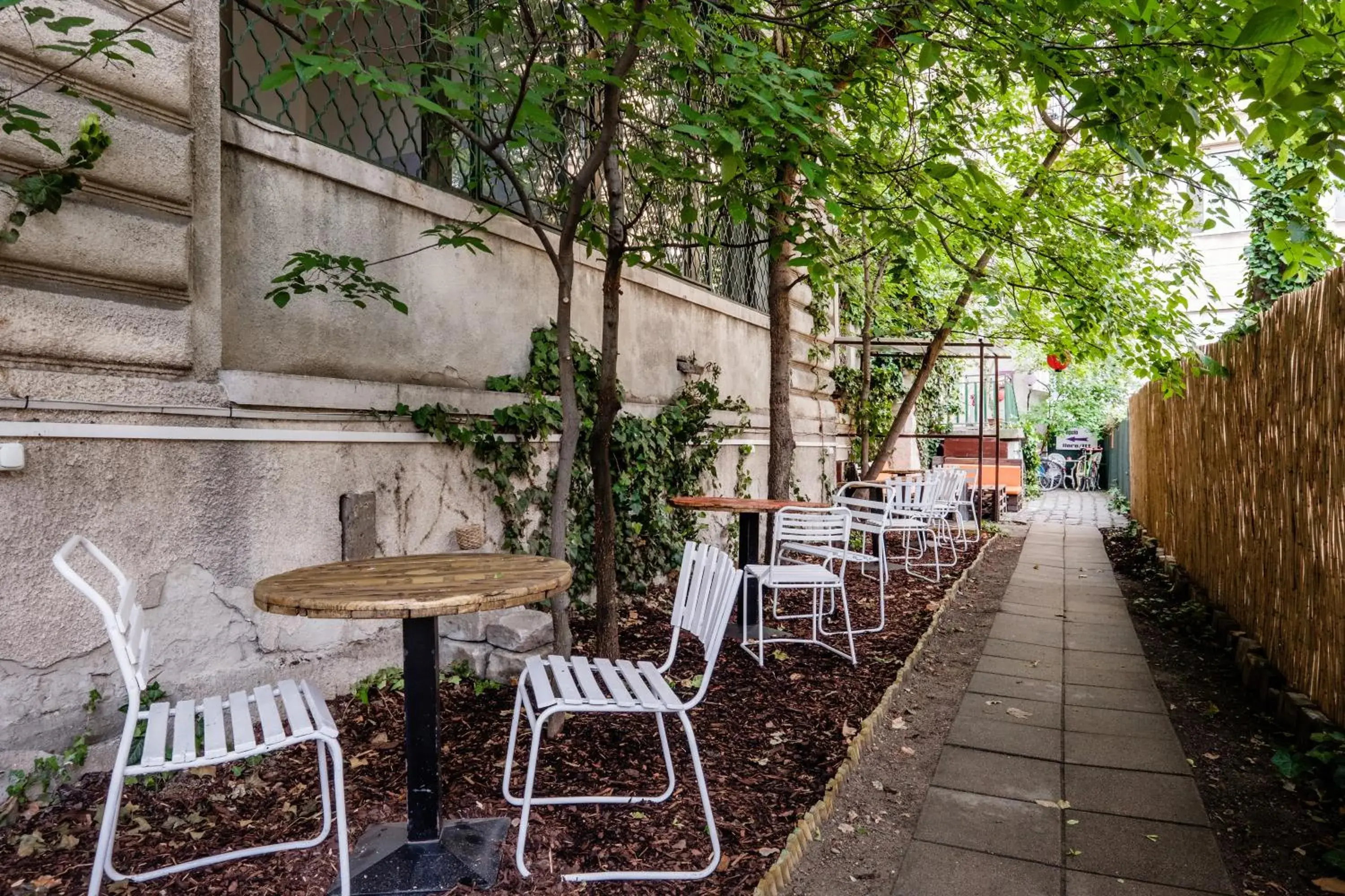 Facade/entrance in Baroque Hostel & Coworking Facade/entrance in Baroque Hostel & Coworking