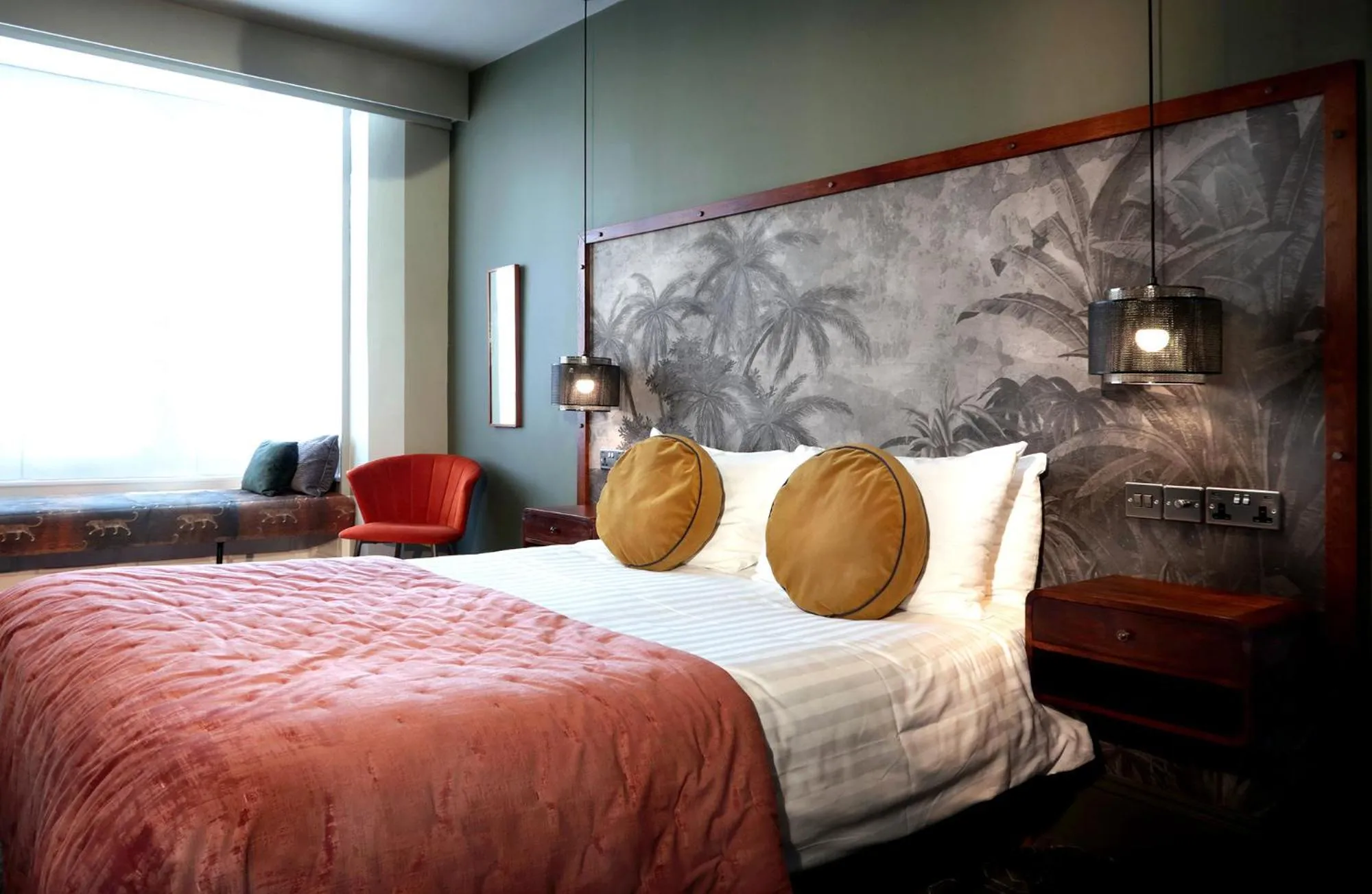 Bed in The Southern Belle