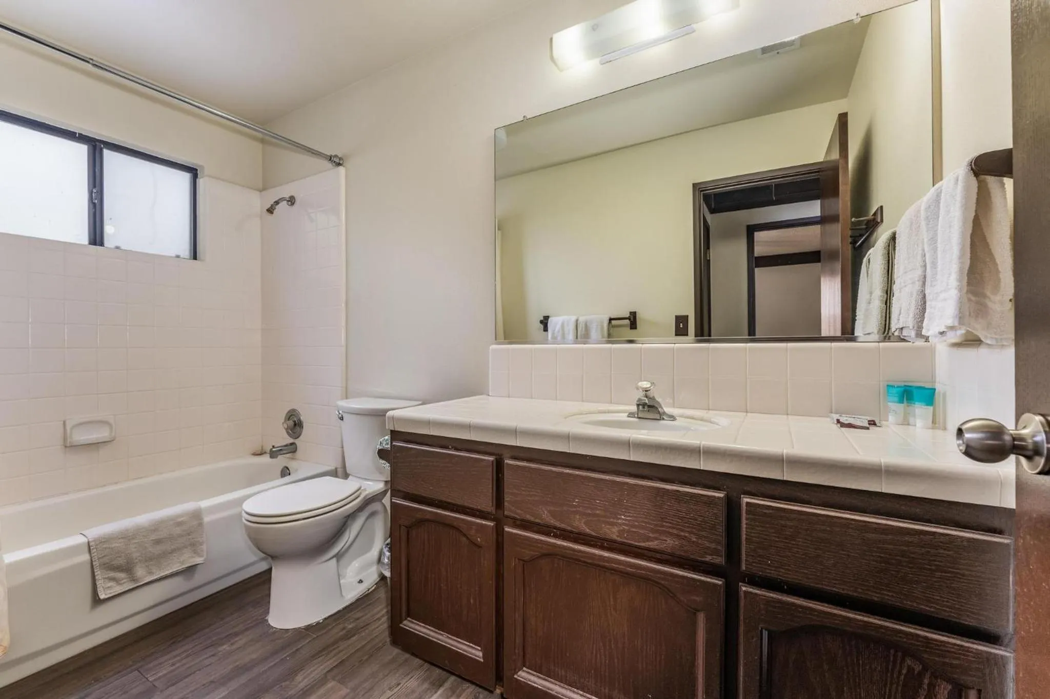 Mountain Trail Lodge and Vacation Rentals