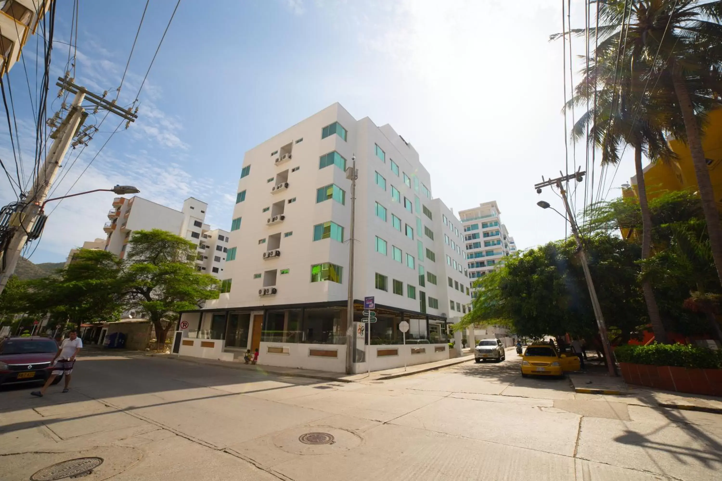 Facade/entrance, Property Building in Hotel Portobahia Santa Marta Rodadero