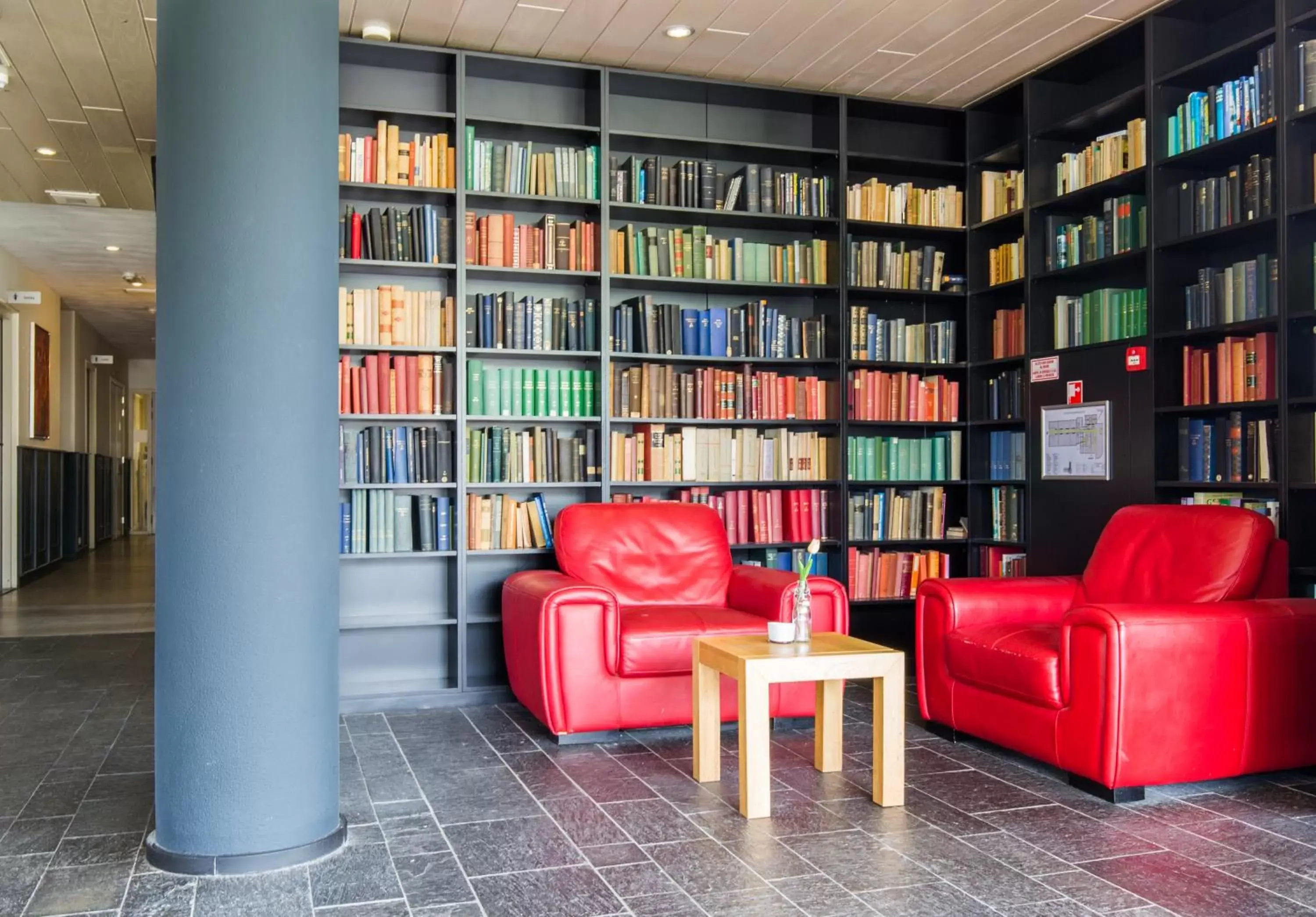 Lobby or reception, Library in Bastion Hotel Almere