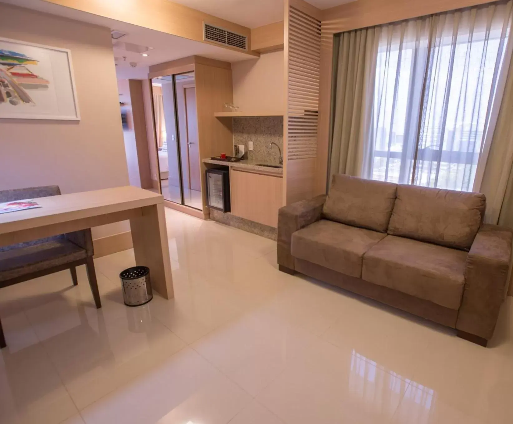 Living room, Seating Area in Cullinan Hplus Premium
