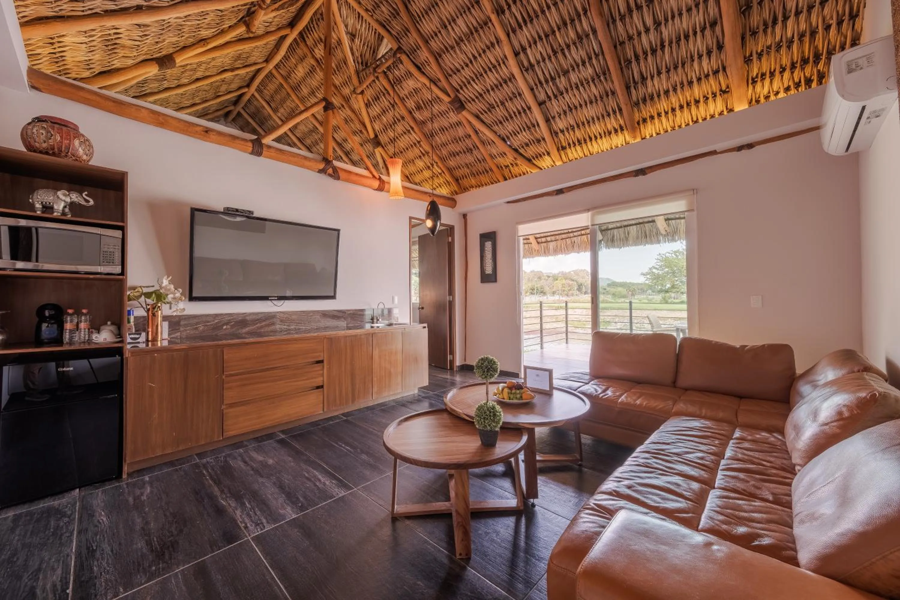 TV and multimedia in Nimue Marina Residence