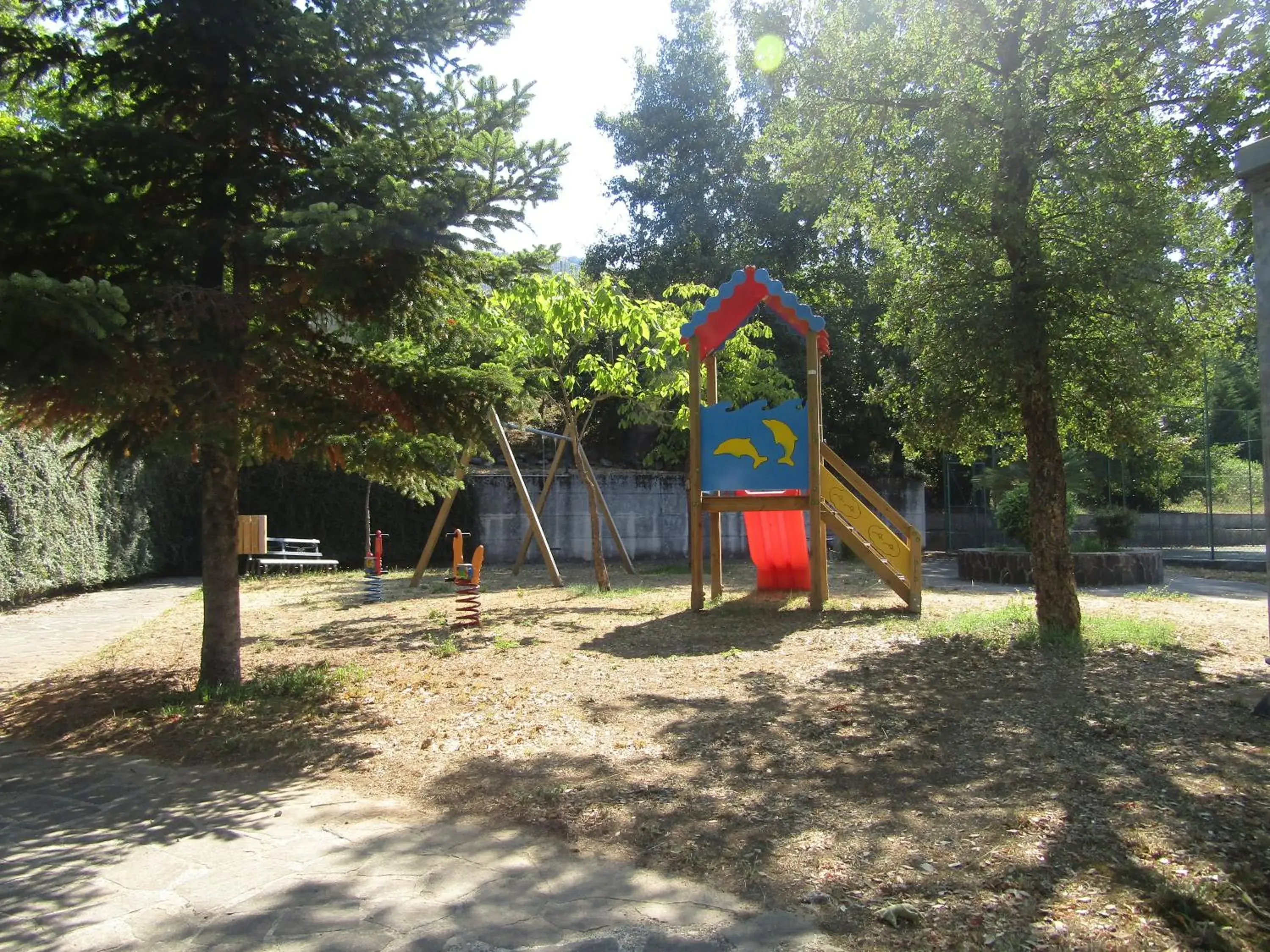 Garden, Children's Play Area in Bhotel