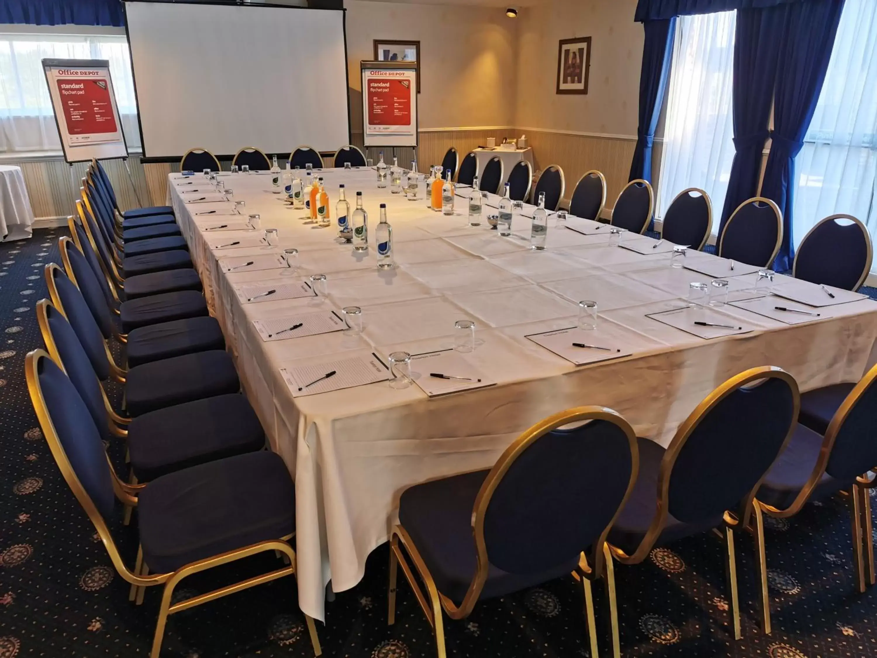 Business facilities, Business Area/Conference Room in Tiverton Hotel Lounge & Venue formally Best Western