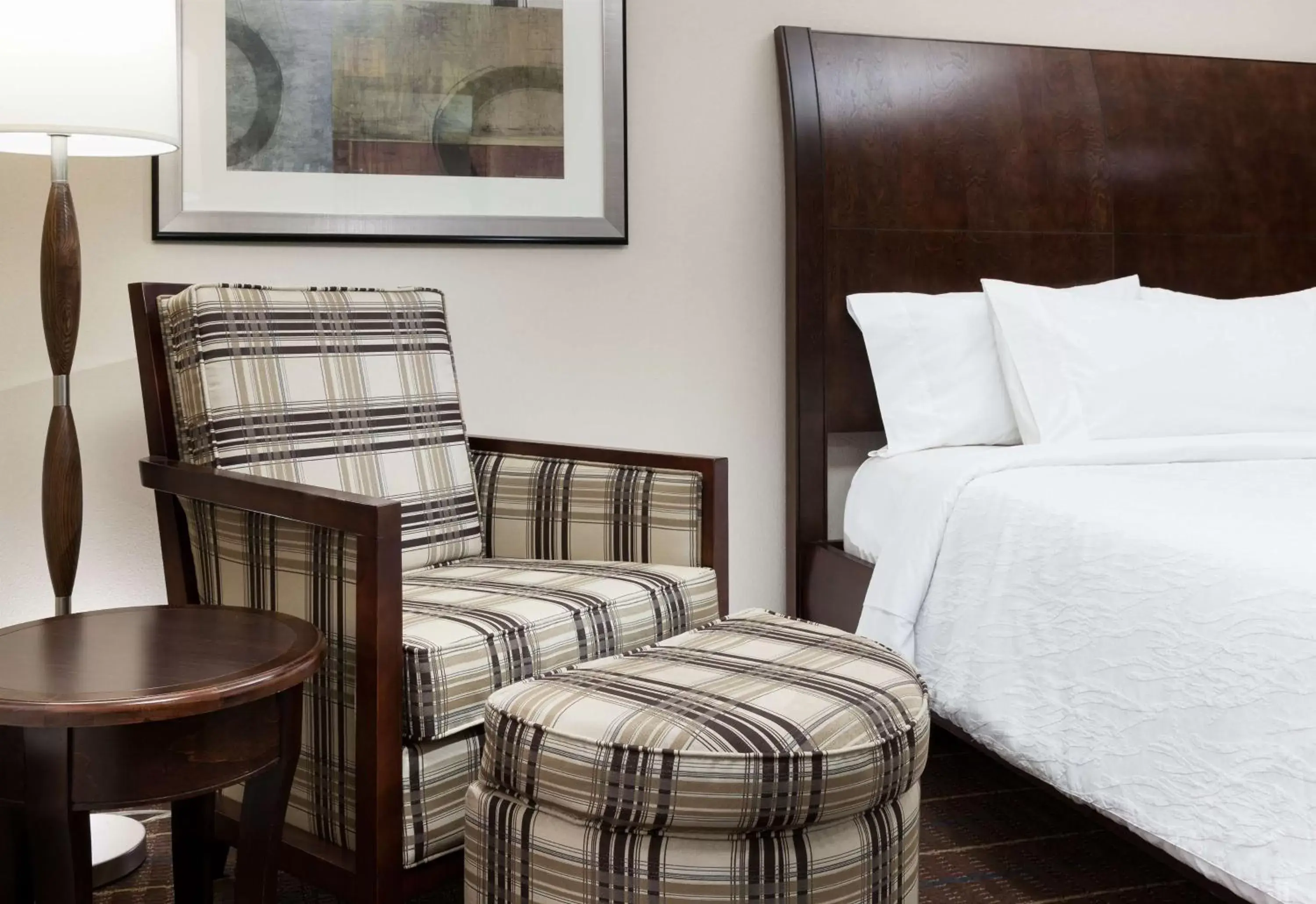 Bed, Seating Area in Hilton Garden Inn El Paso Airport