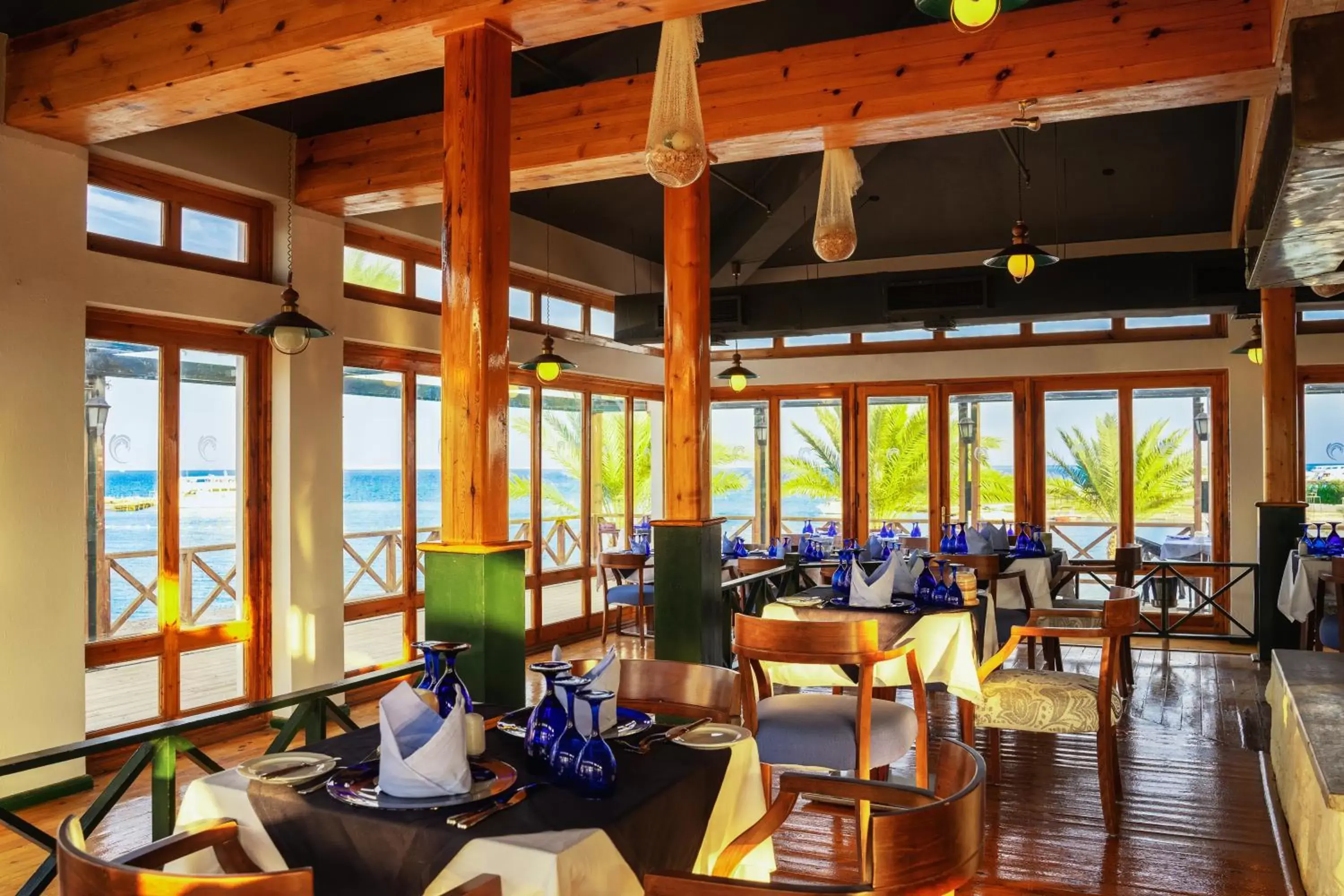 Restaurant/Places to Eat in Swiss Inn Resort Hurghada