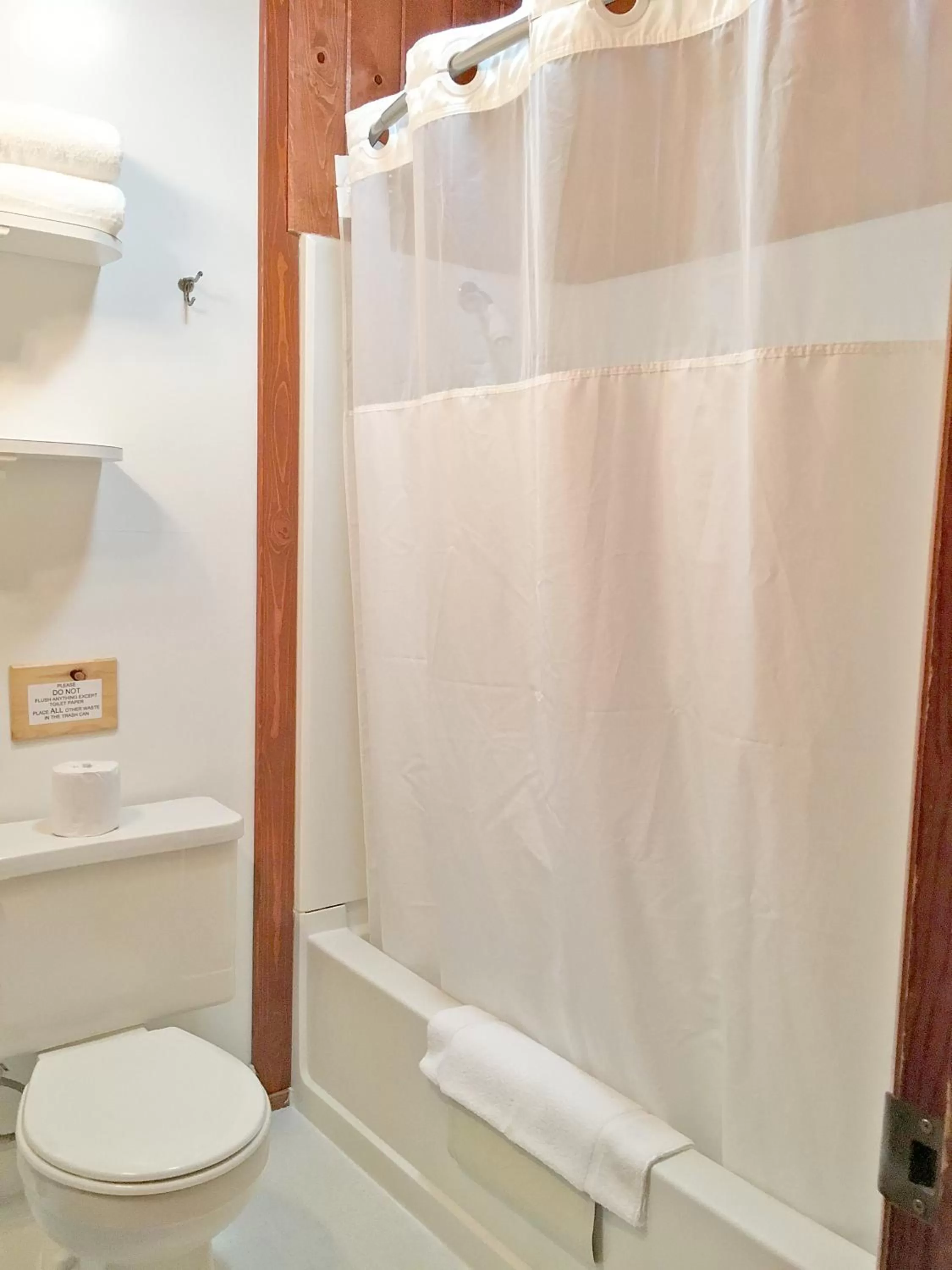 Park Motel and Cabins