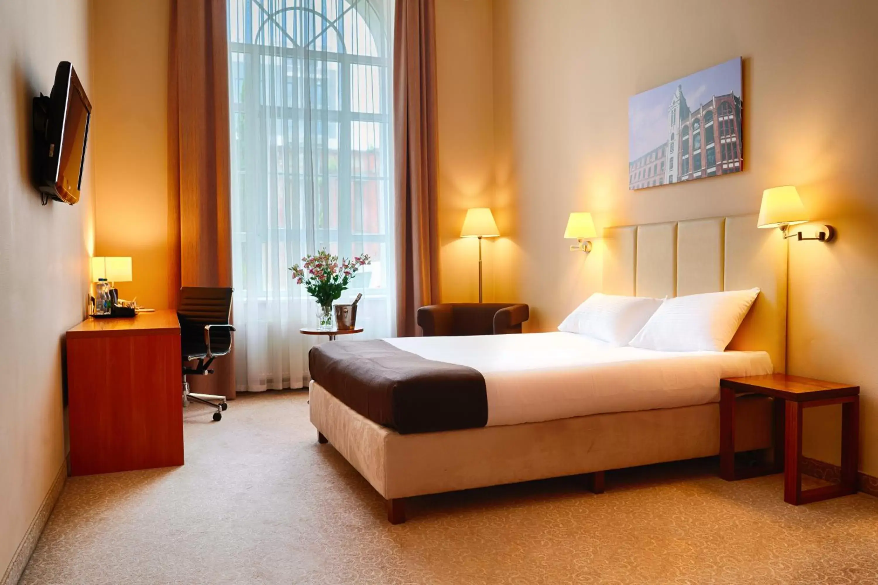 Photo of the whole room, Bed in Focus Hotel Łódź Photo of the whole room, Bed in Focus Hotel Łódź