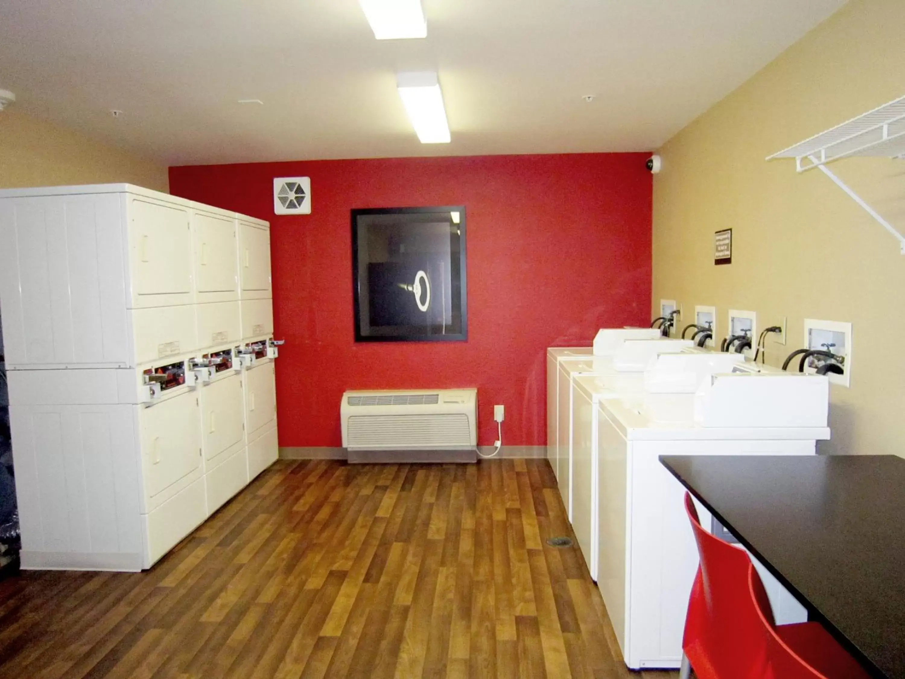 Other, Kitchen/Kitchenette in Extended Stay America Suites - Columbus - NE - I-270