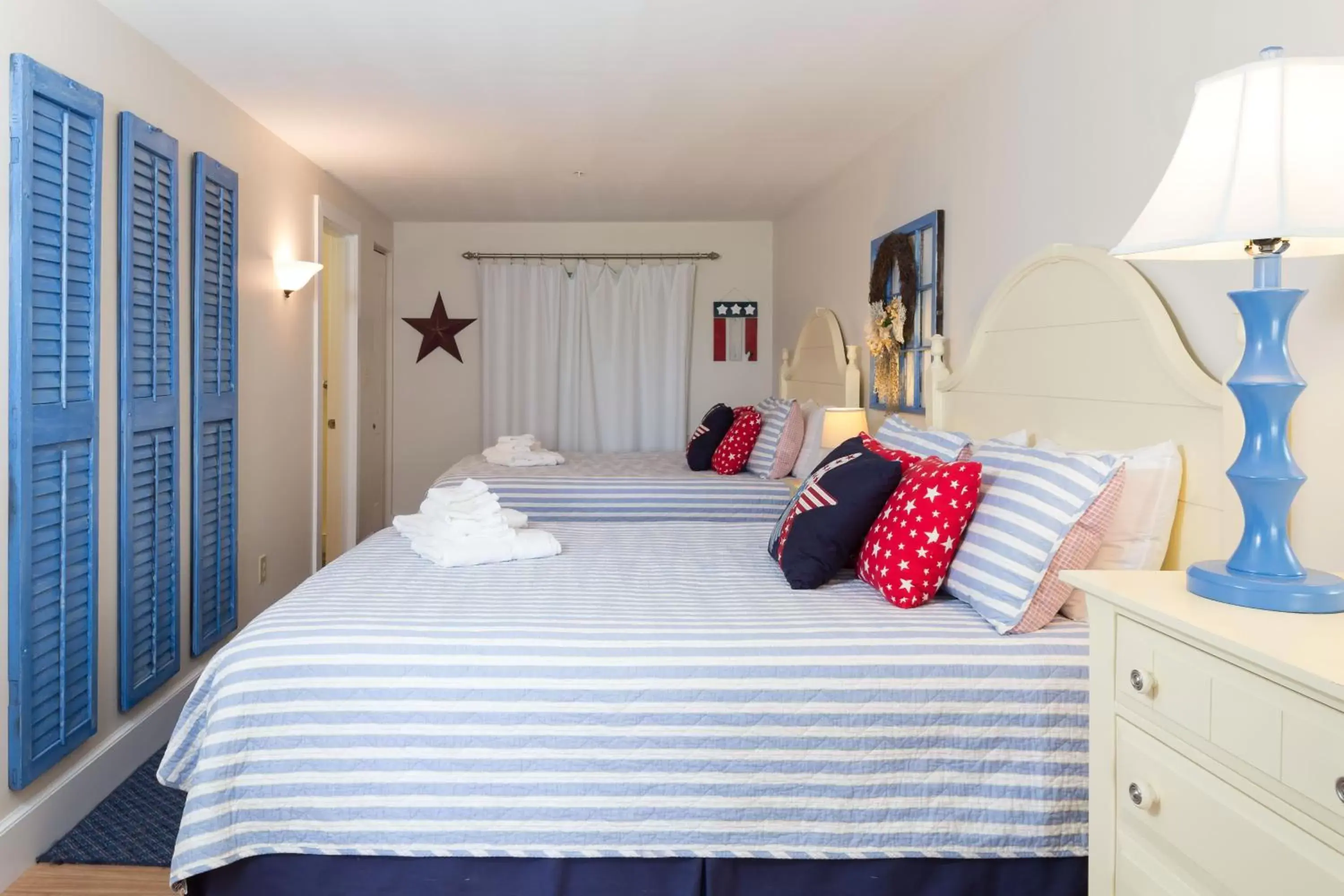 Bedroom, Bed in Sheepscot Harbour Village Resort