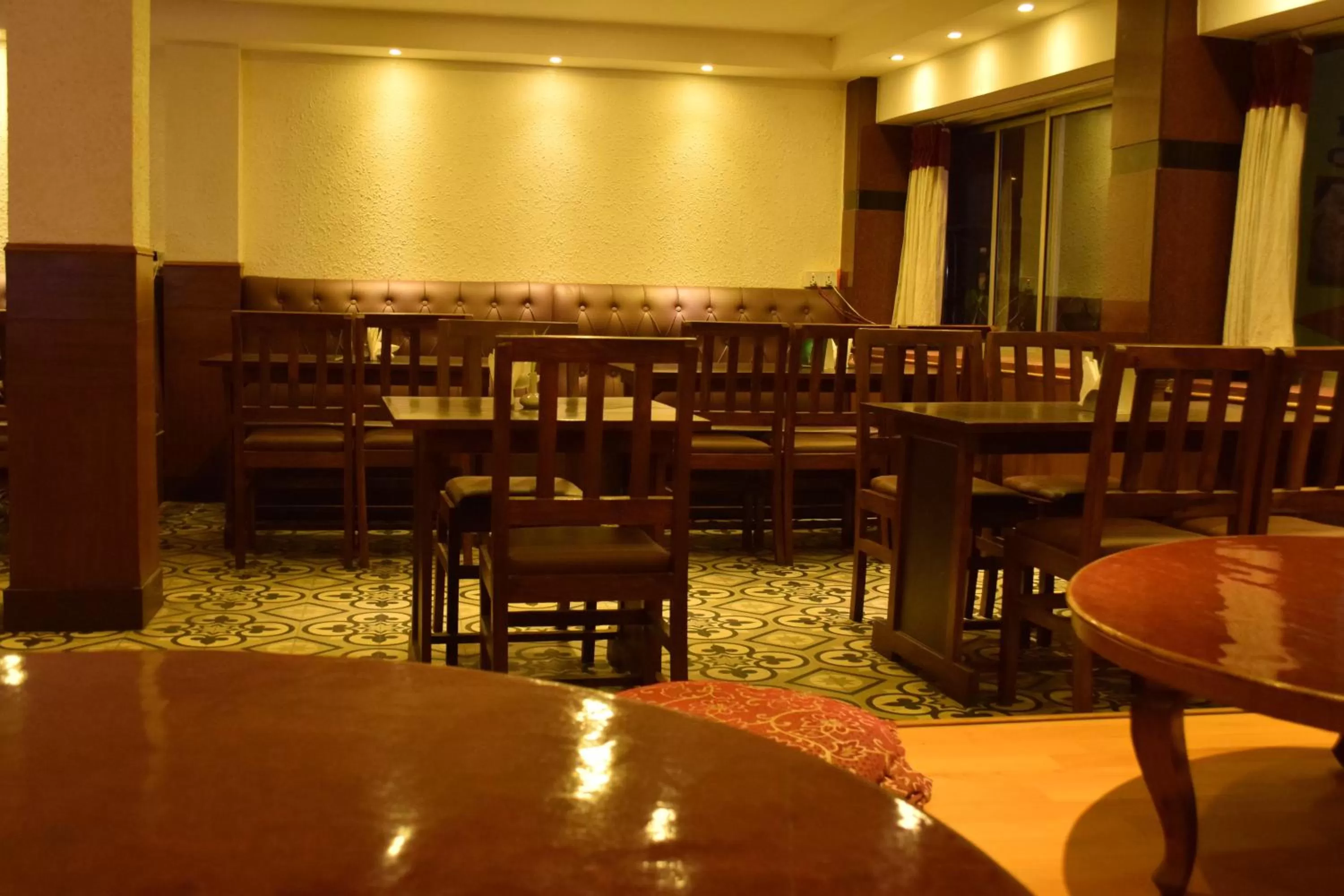 Restaurant/places to eat in Trekkers Home