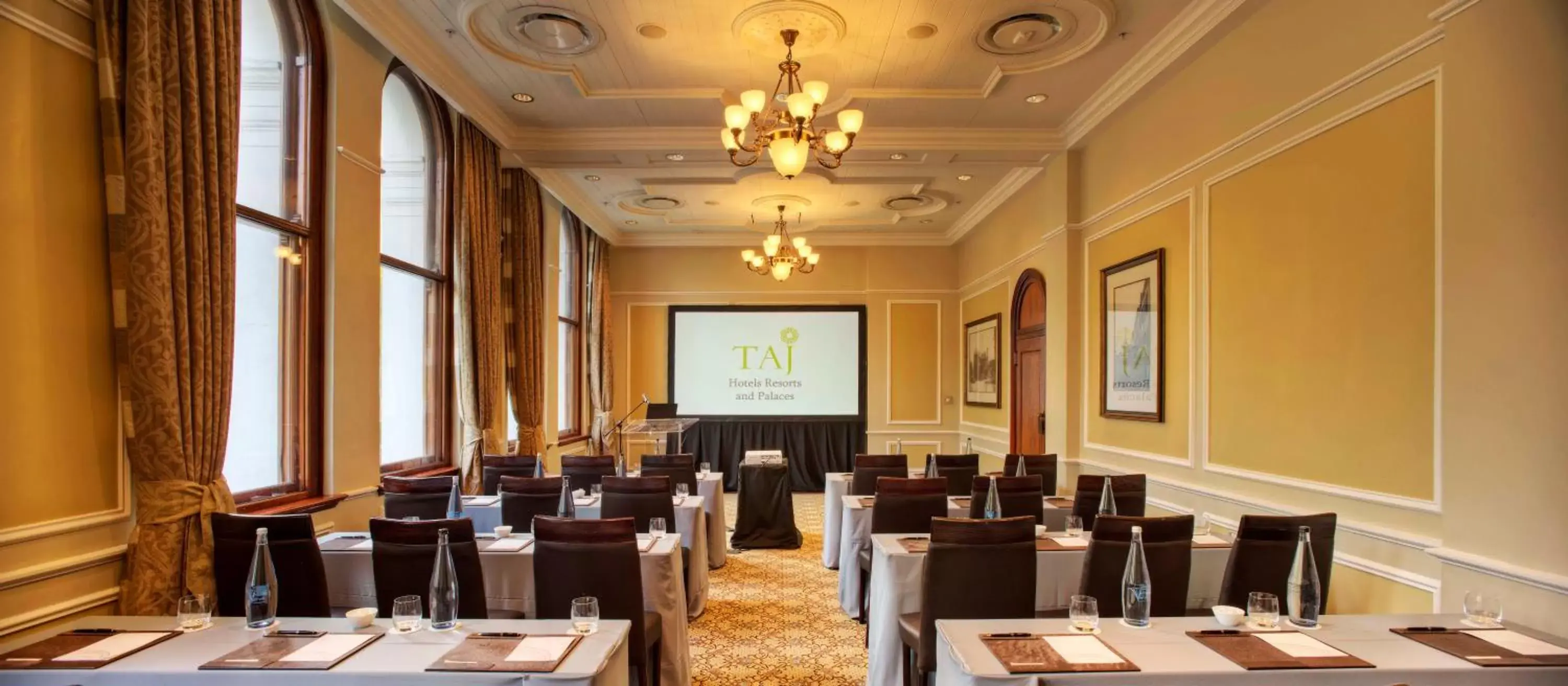 Meeting/conference room in Taj Cape Town