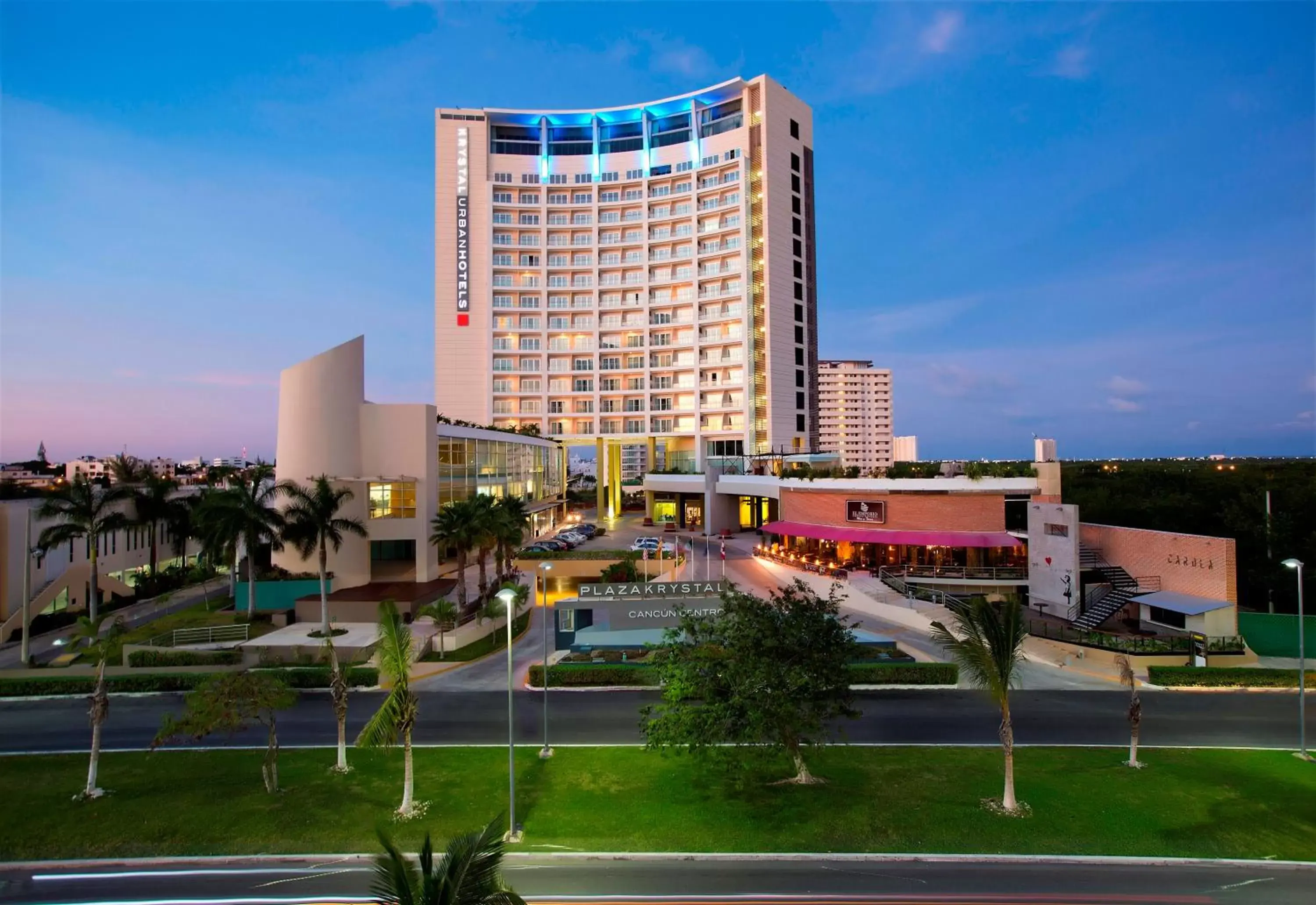 Facade/entrance, Property Building in Krystal Urban Cancun & Beach Club