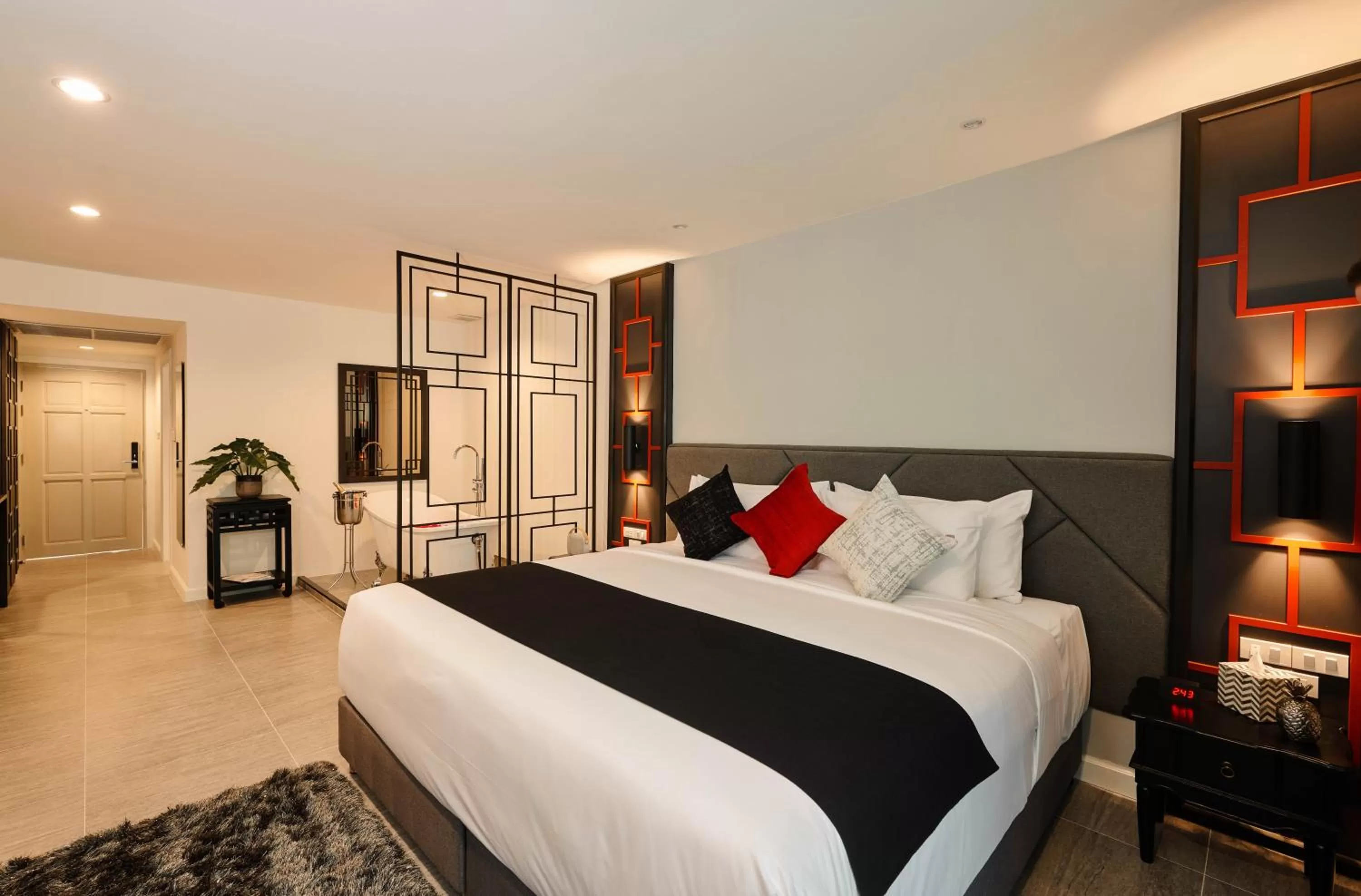 Photo of the whole room, Bed in Villa De Pranakorn