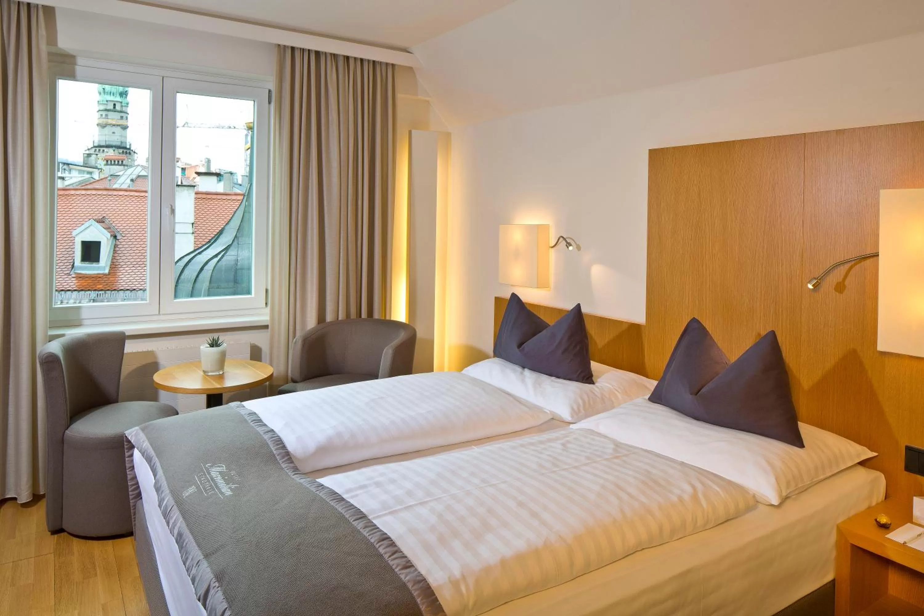 Photo of the whole room, Bed in Hotel Maximilian - Stadthaus Penz