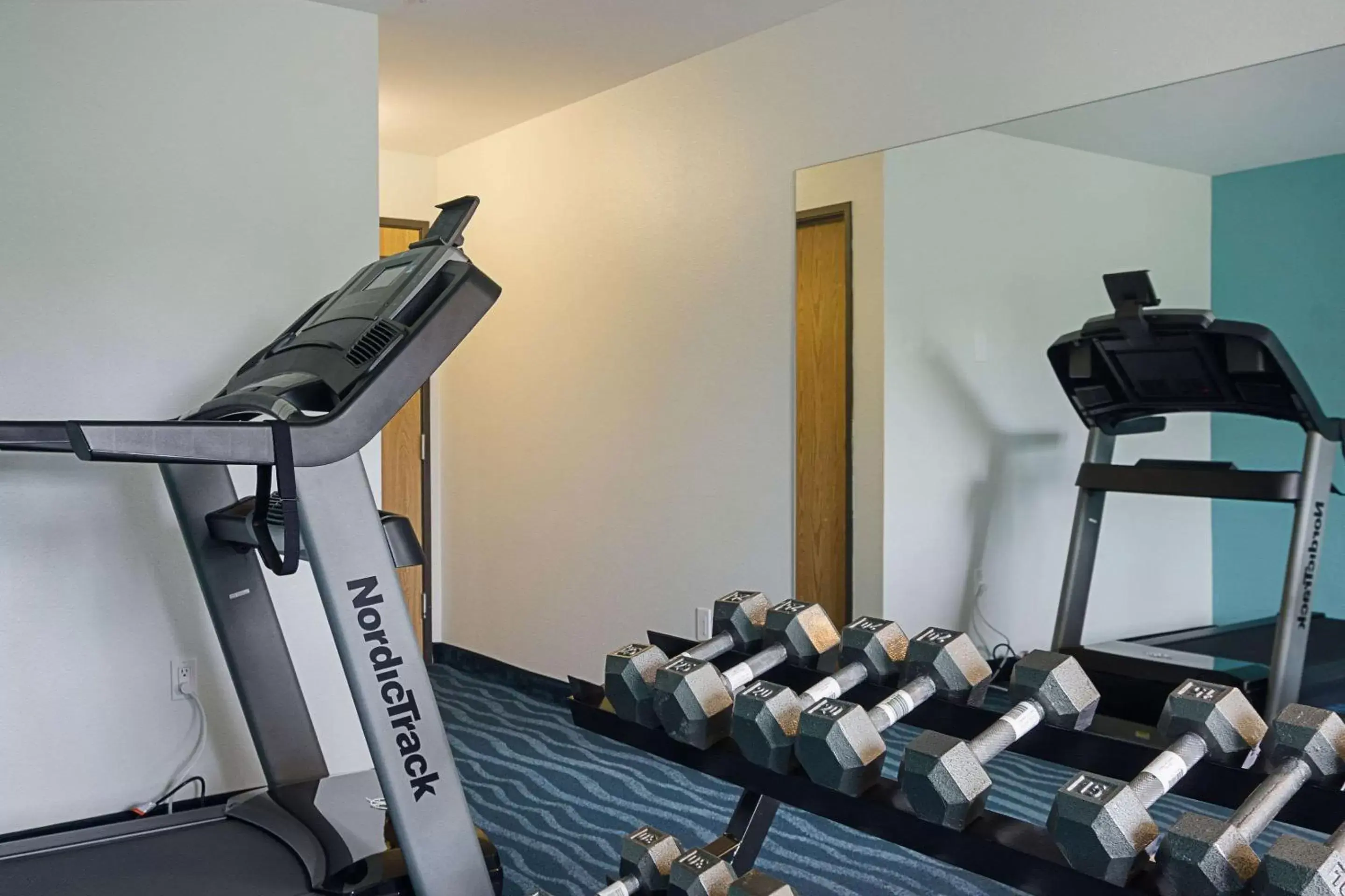 Fitness centre/facilities in Quality Inn Seaside Fitness centre/facilities in Quality Inn Seaside