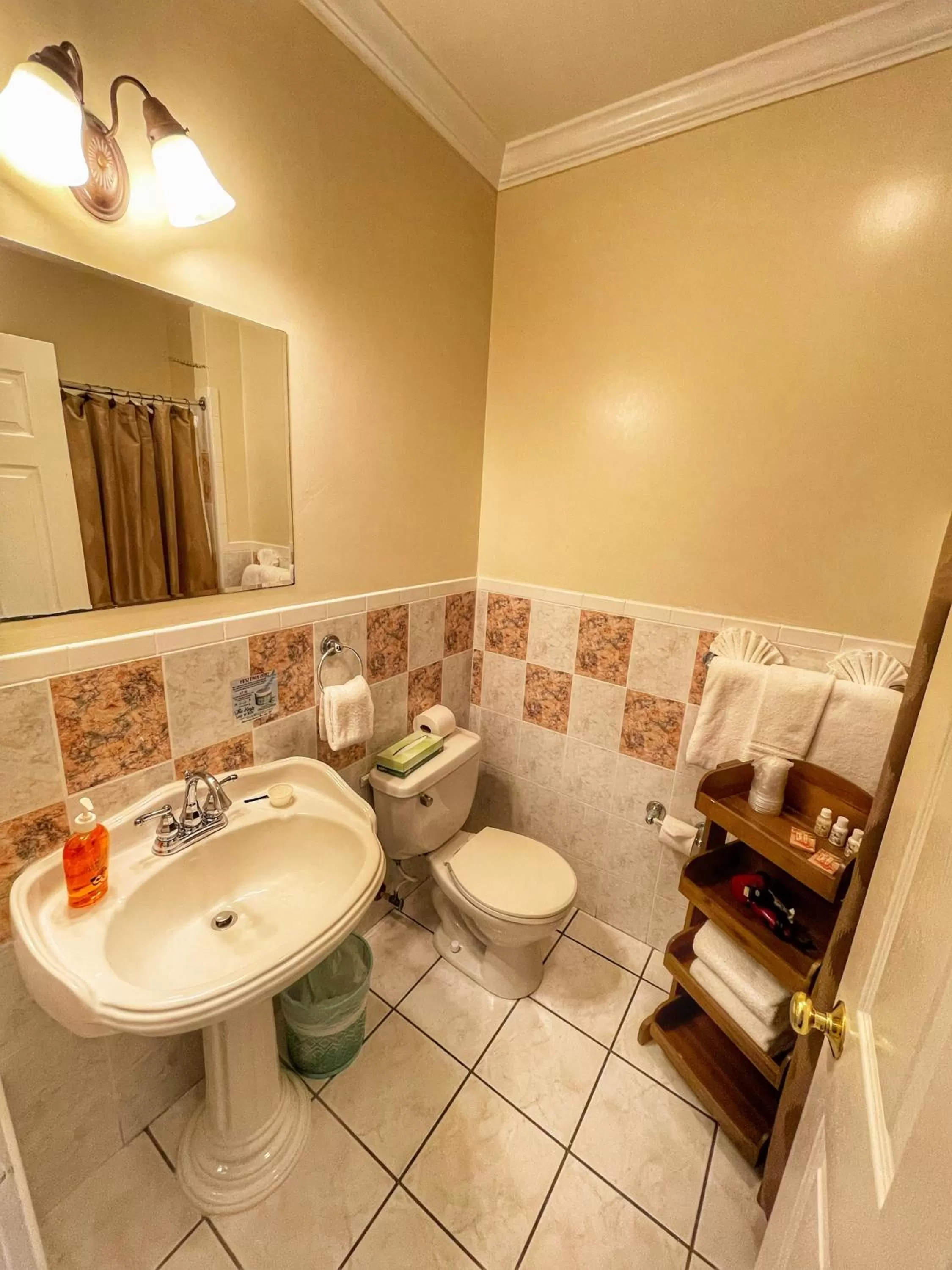 Bathroom in The Casablanca Hotel