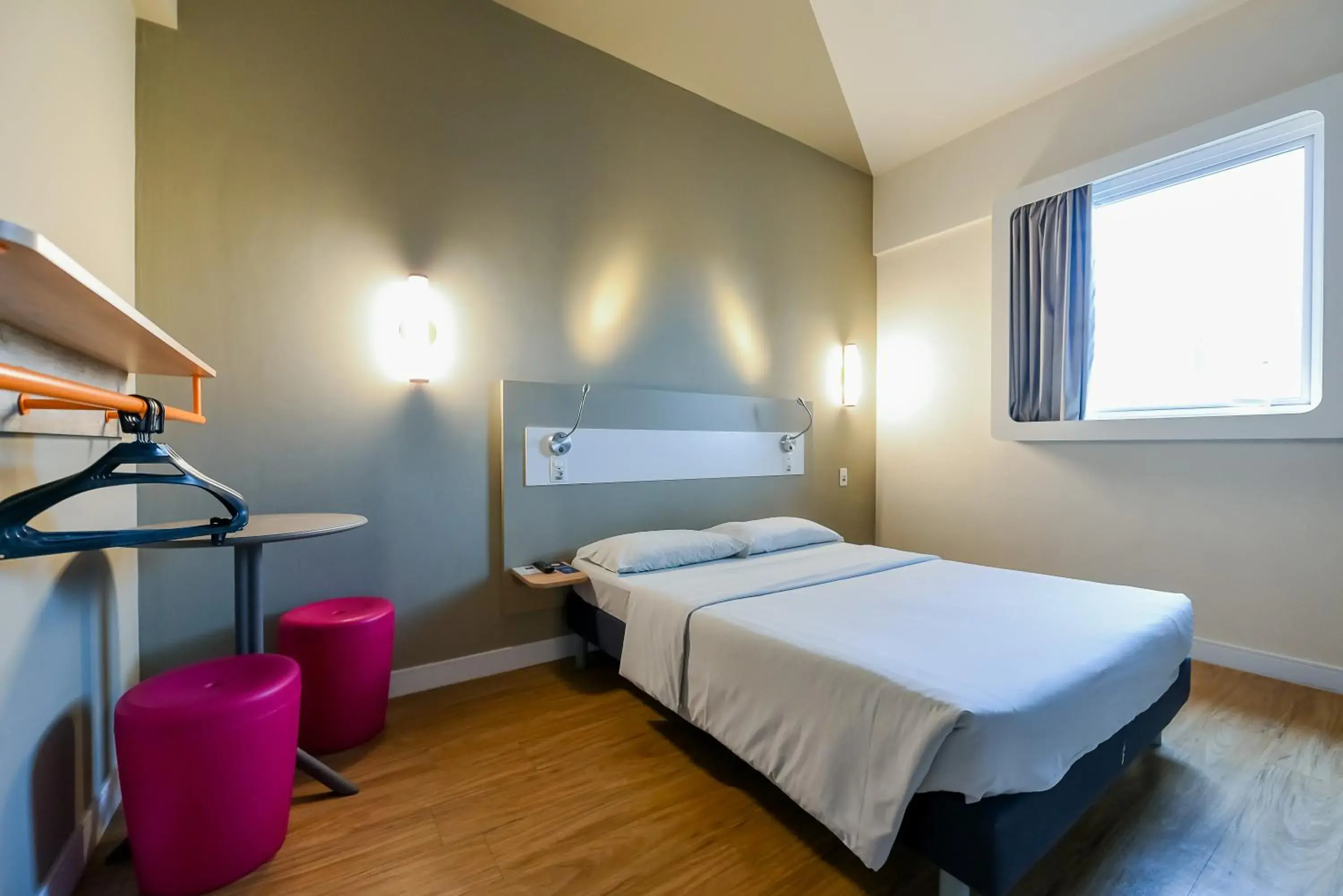 Bed in Ibis Budget Santos Gonzaga