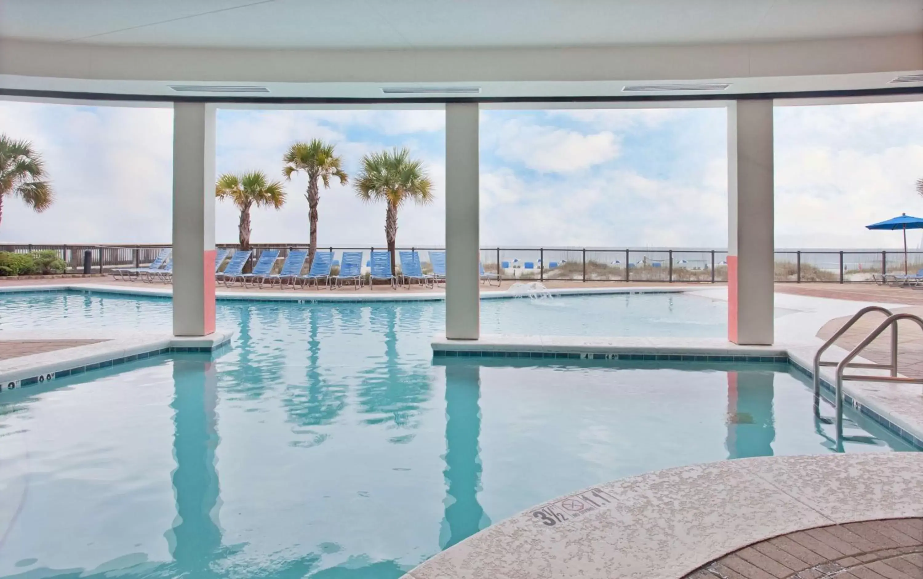 Pool view, Swimming Pool in Hampton Inn & Suites - Orange Beach