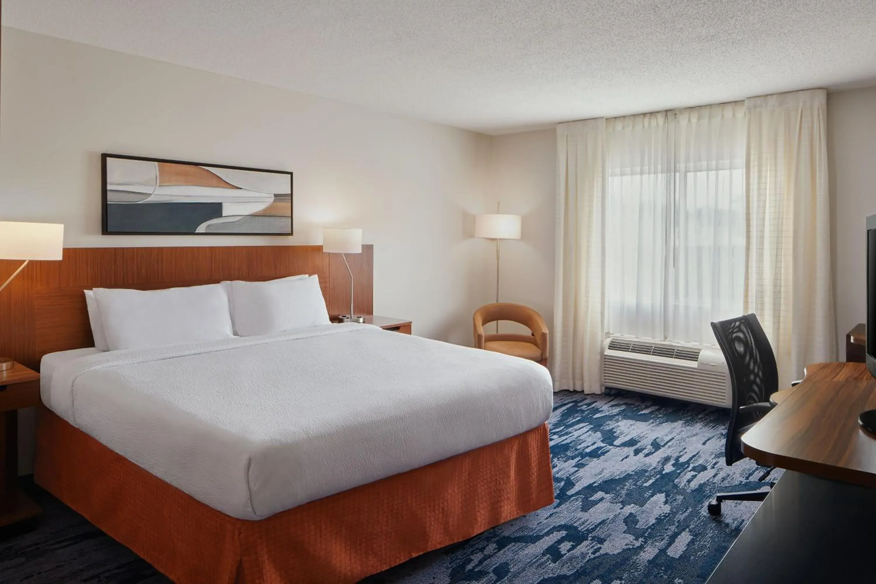 Photo of the whole room, Bed in Fairfield Inn by Marriott Huntsville